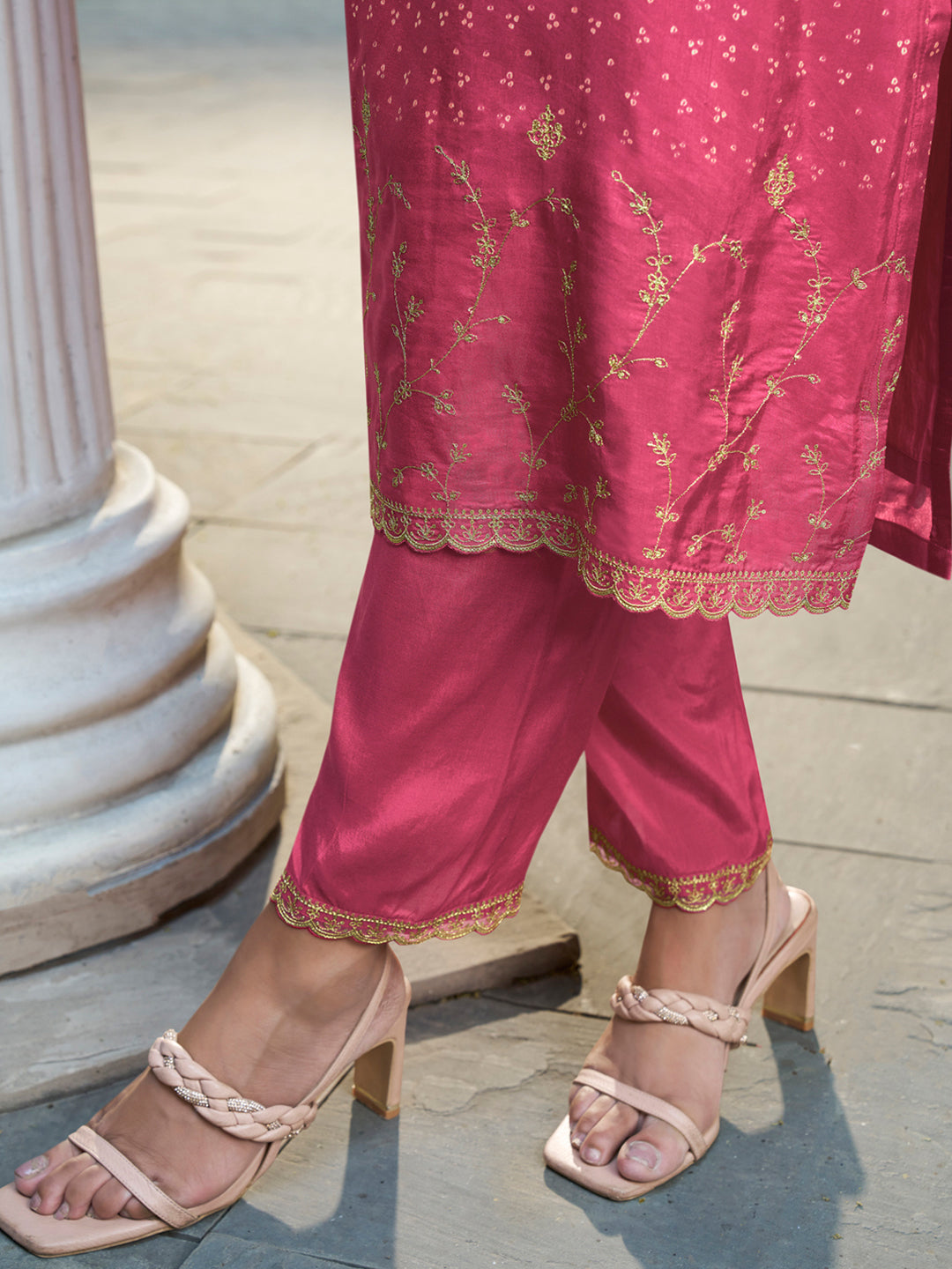 Digital Bandhani Printed Kurta with Trouser & Scalloped Dupatta