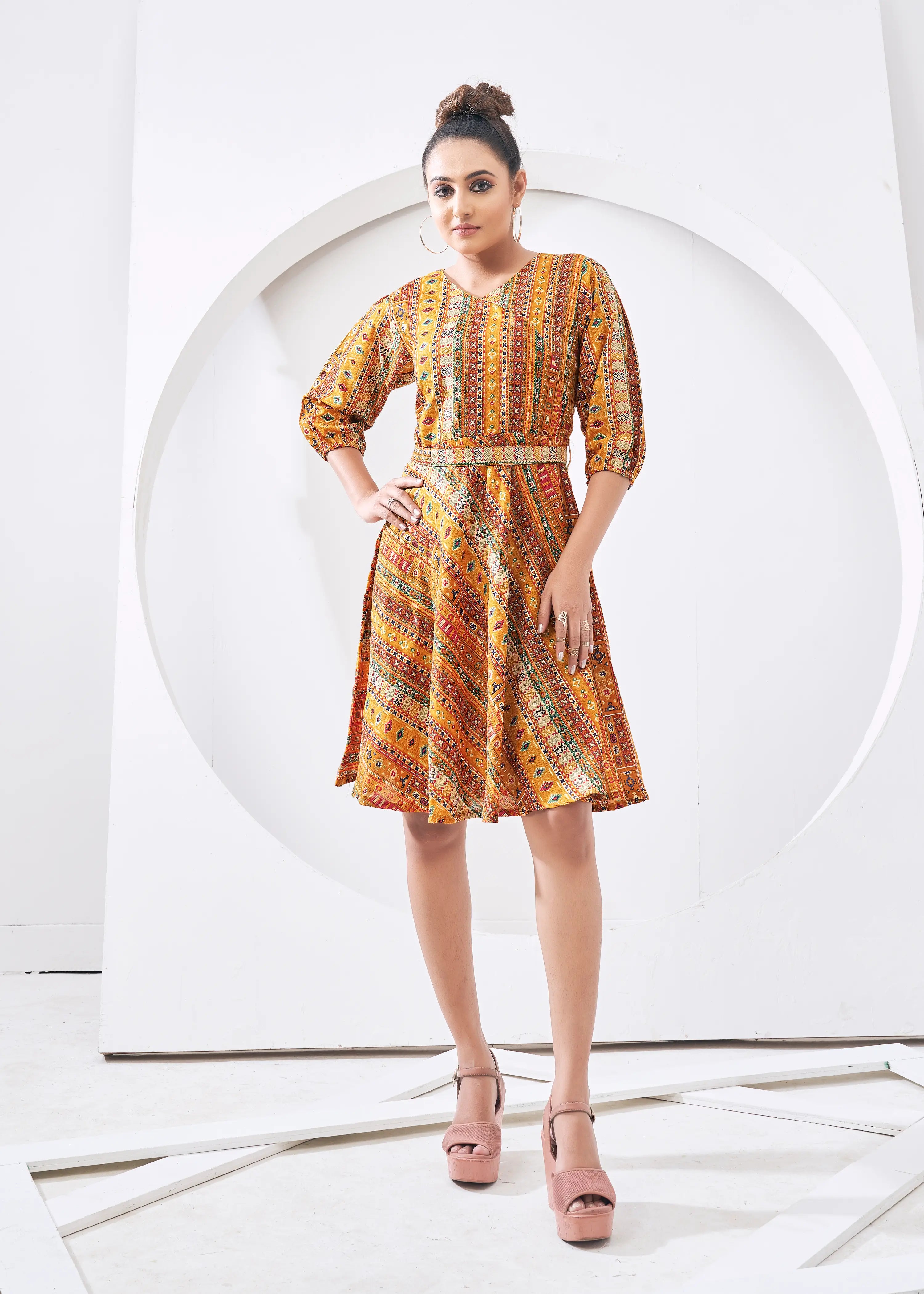 Yellowish Orange Round Neck Kurta - qivii