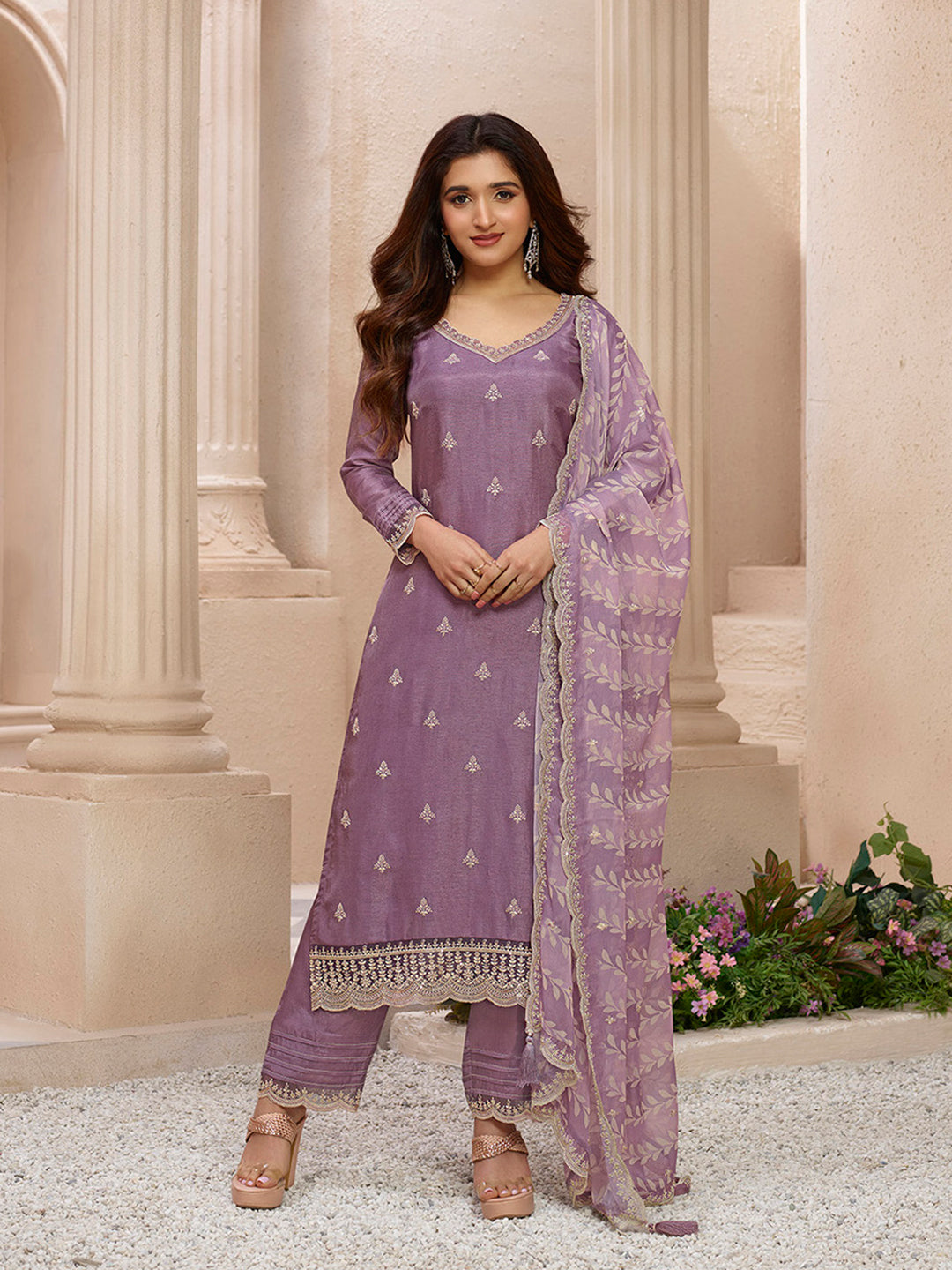 Dusty Lavendar Cutwork Neckline Dola Silk Kurta Suit Set with Lehariya Print Dupatta - qivii