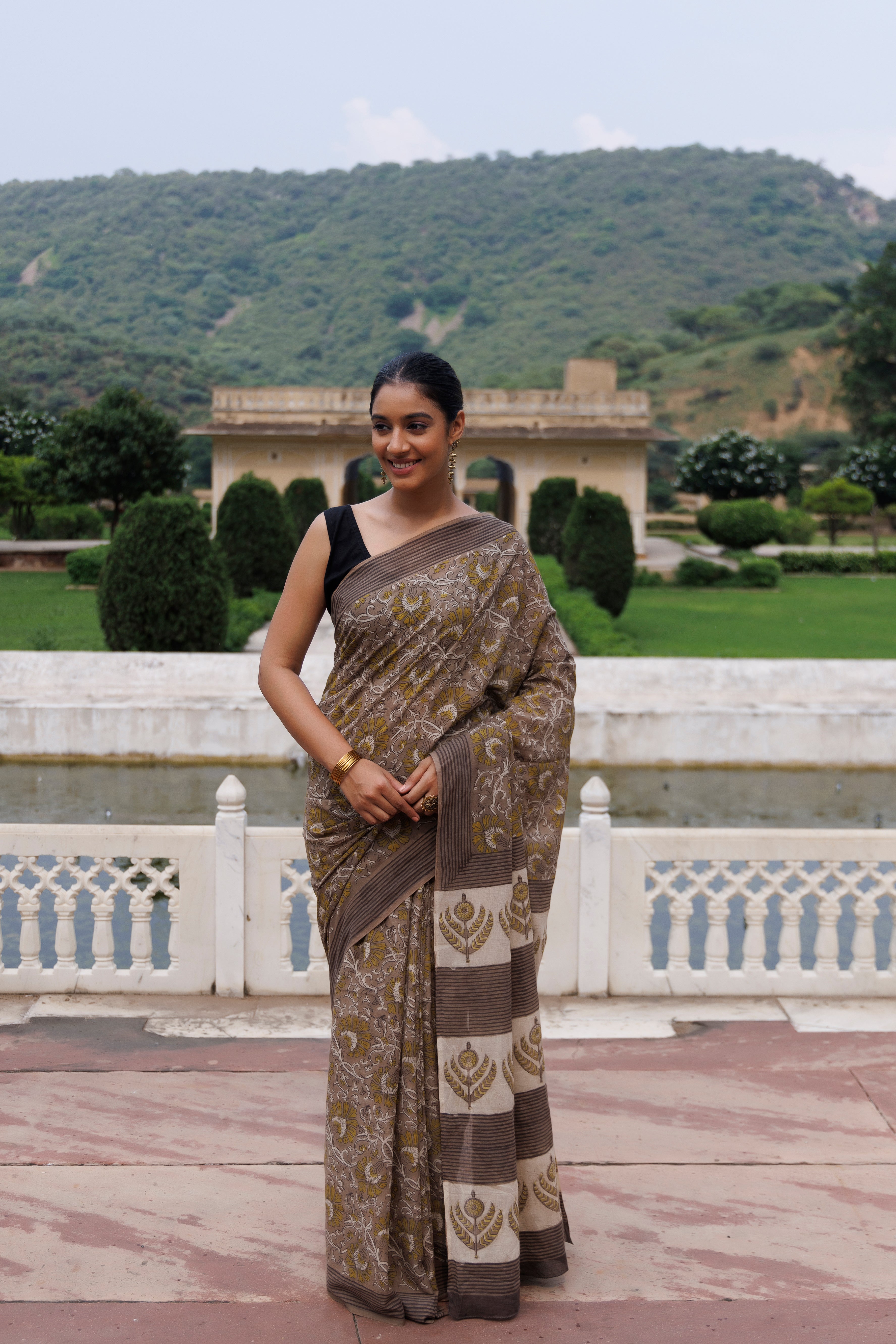 Sunflower Kashish Traditional Jaipuri Printed Chaderi Saree - By Ragavi - qivii