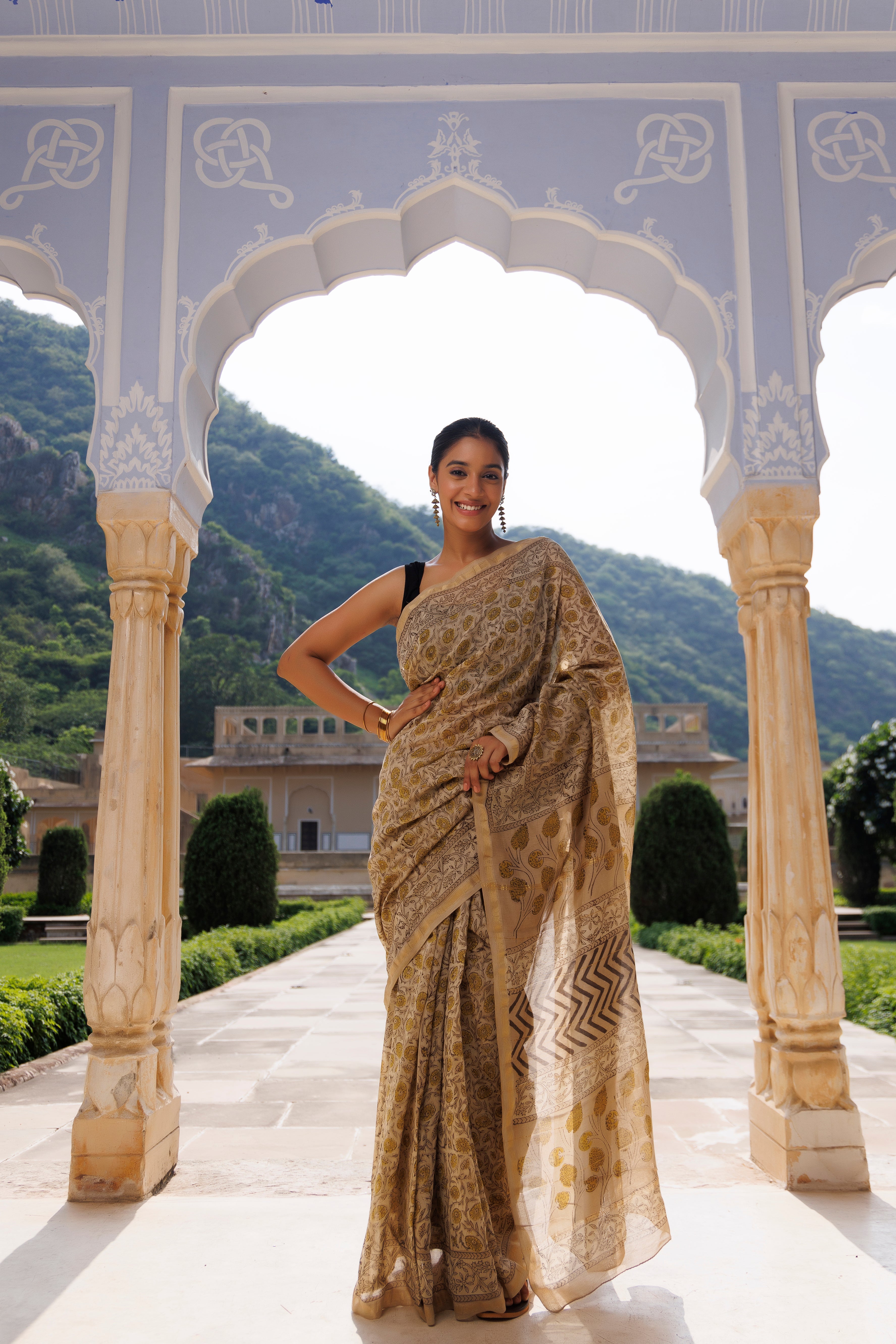 Buttercream Beige Jaipuri Printed Cotton Saree - By Ragavi - qivii
