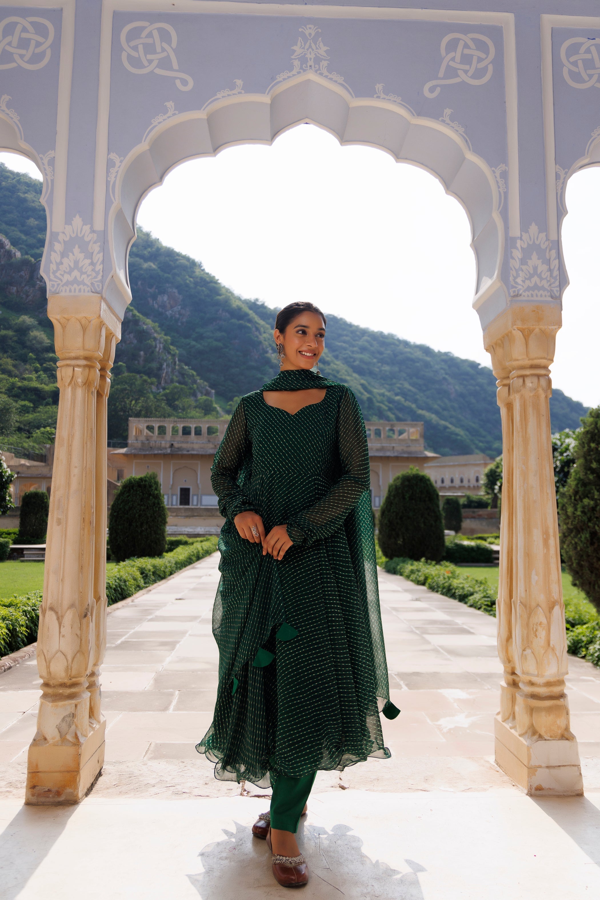 Treetop Green Leheriya Kurta Set - By Ragavi - qivii