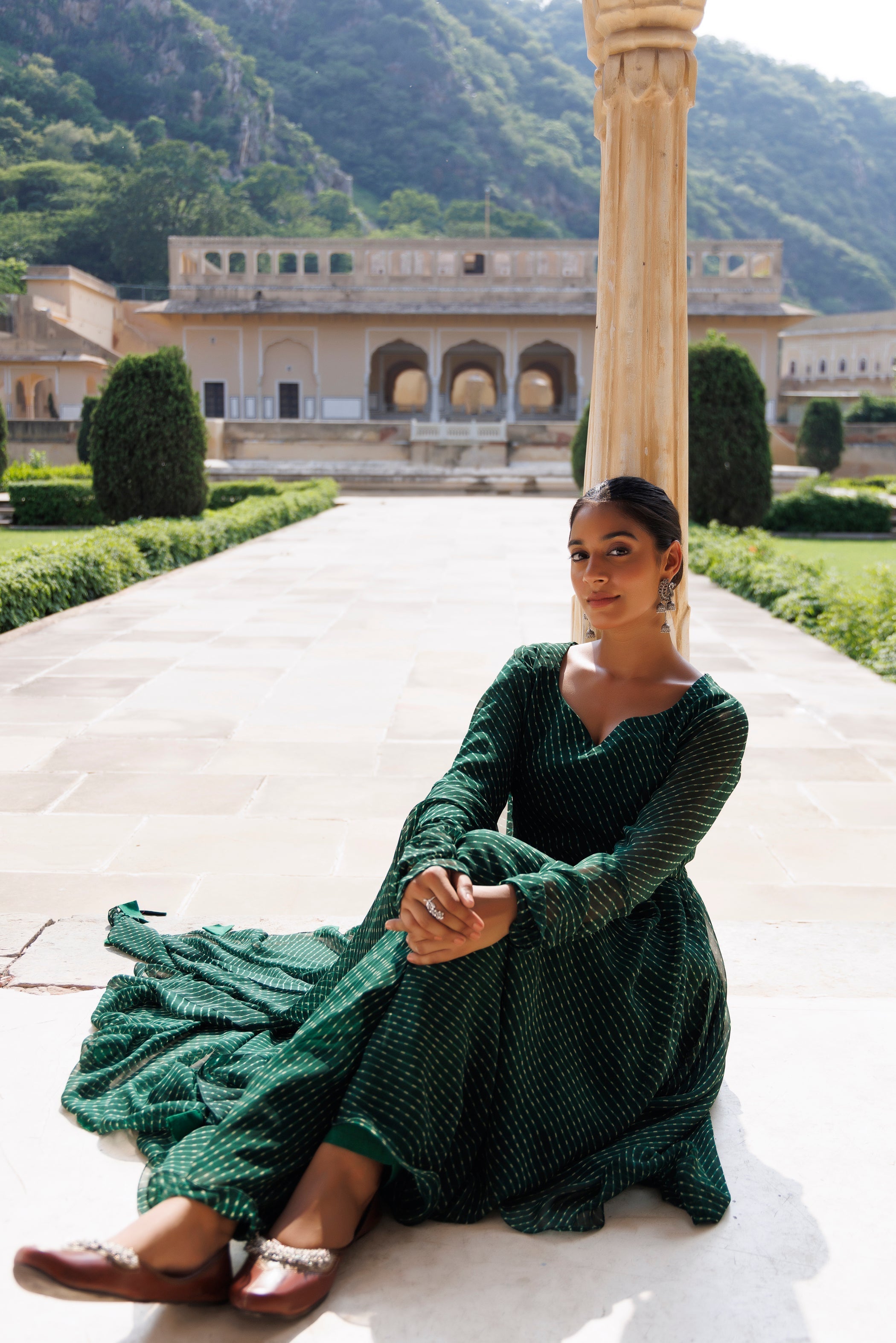 Treetop Green Leheriya Kurta Set - By Ragavi - qivii