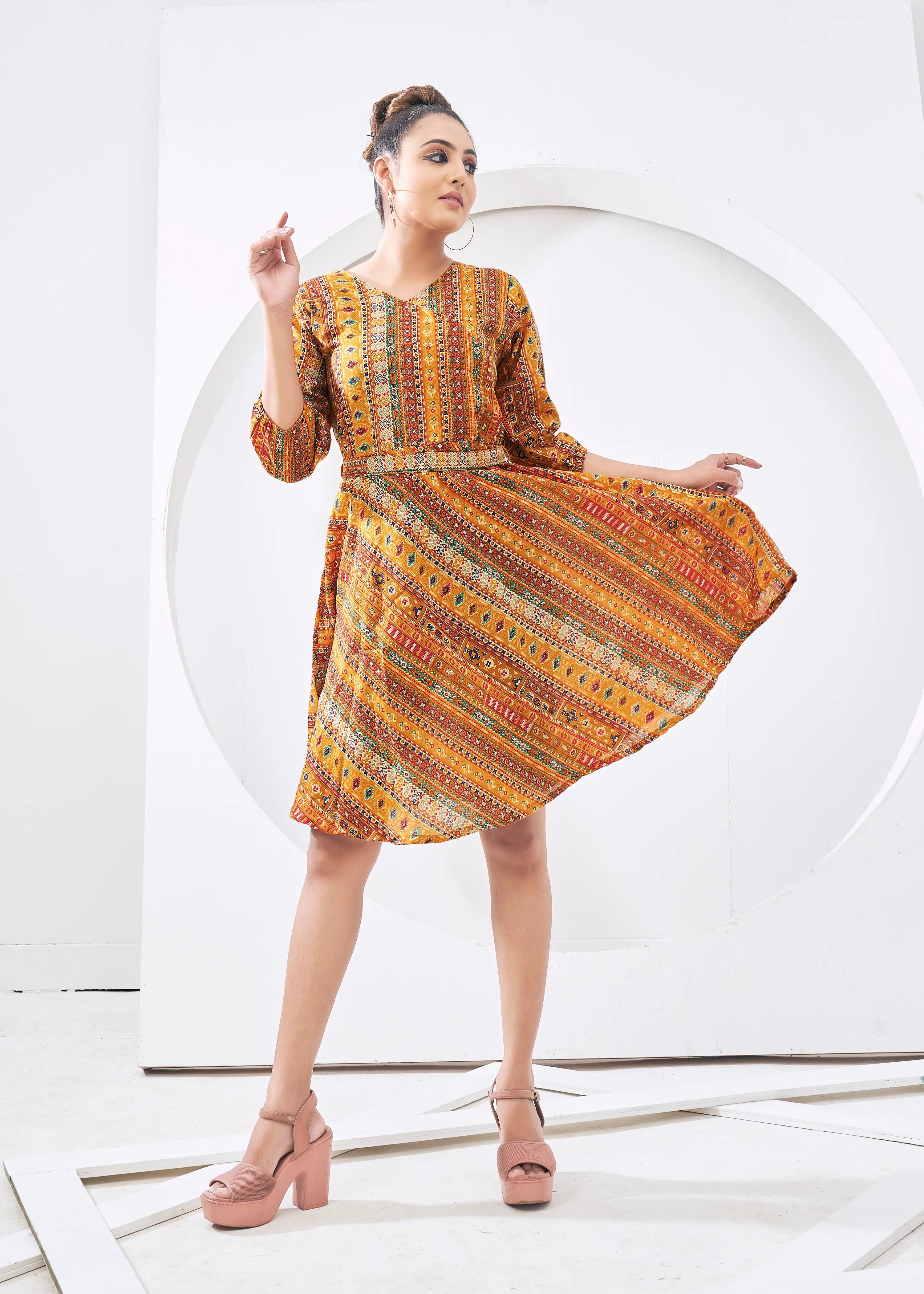 Yellowish Orange Round Neck Kurta - qivii