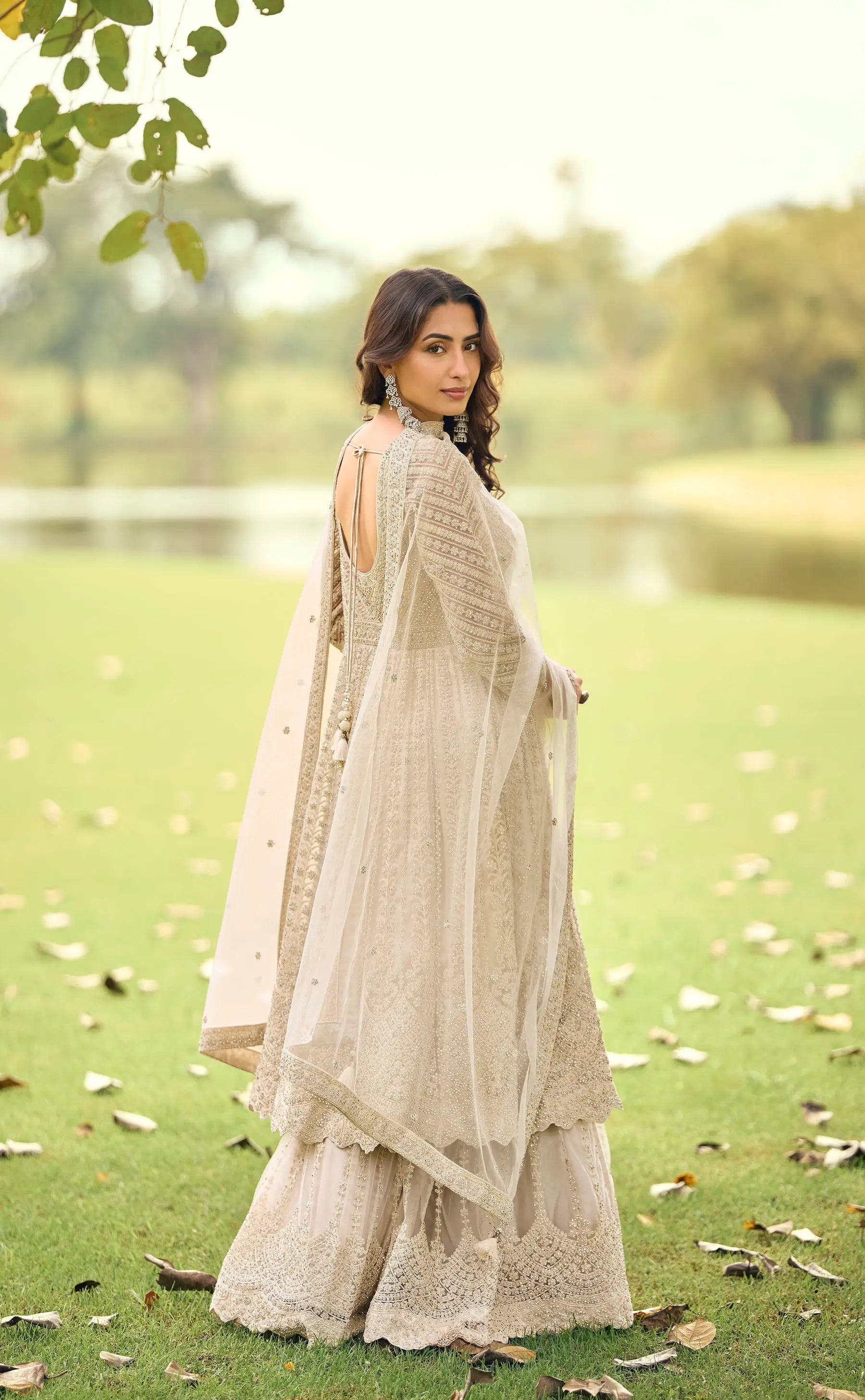Off White Heavy Embroidery Salwar Suit