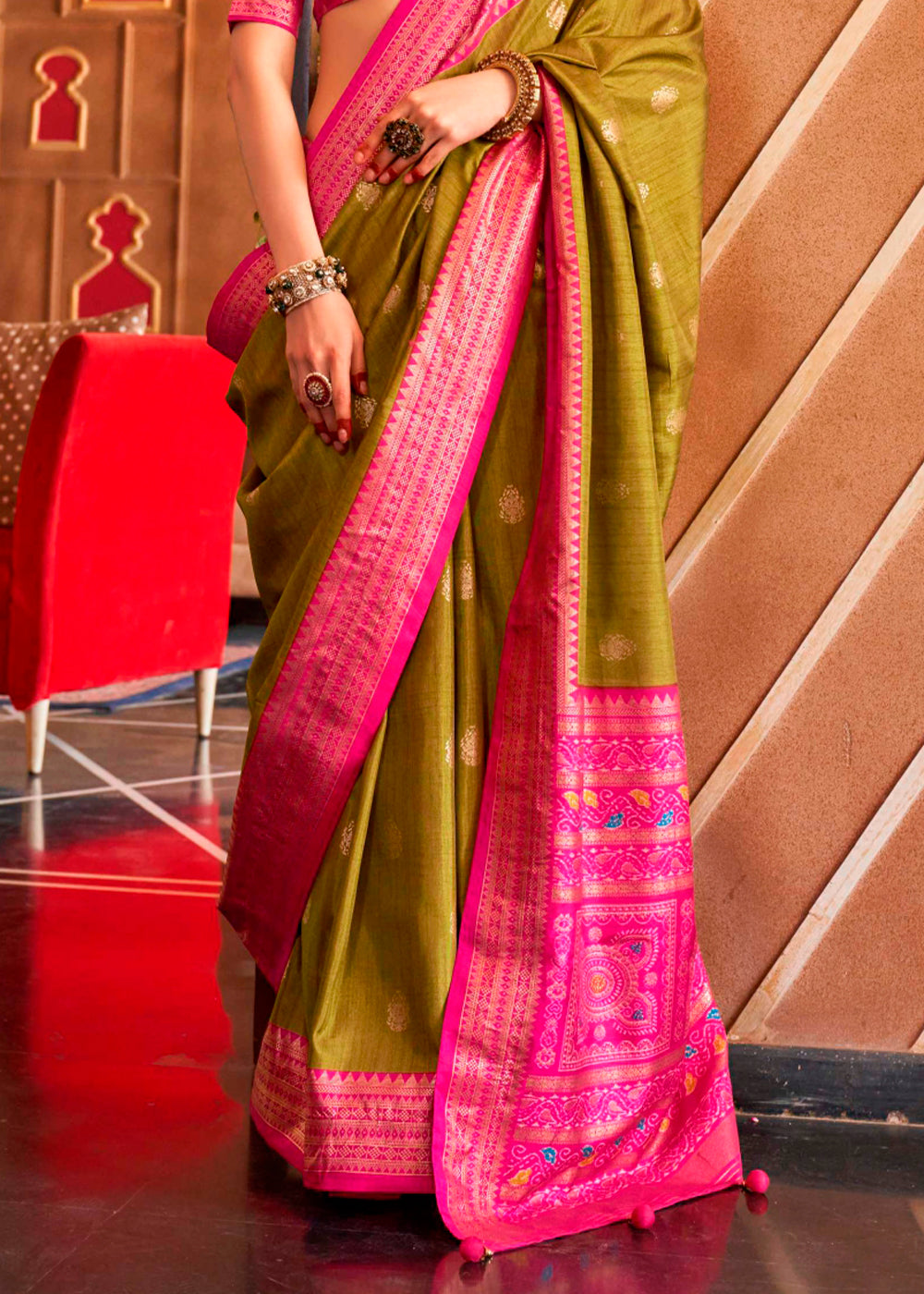Olive Green Patola Silk Saree with Sambhal Puri Print - qivii
