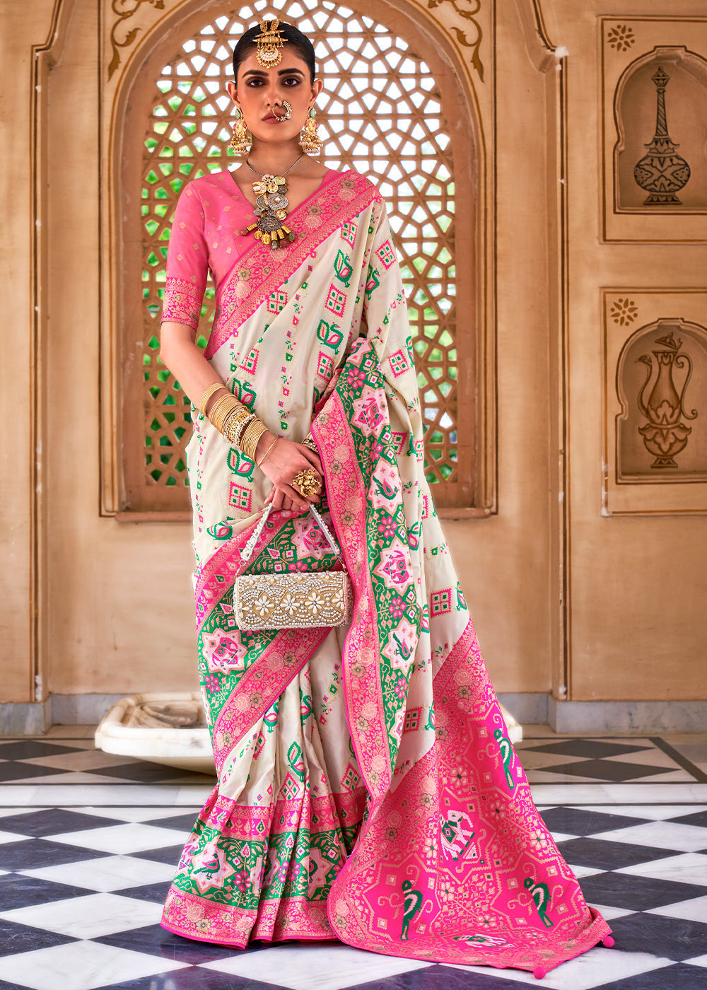 Pearl White Zari Woven Traditional Banarasi Silk Saree - qivii