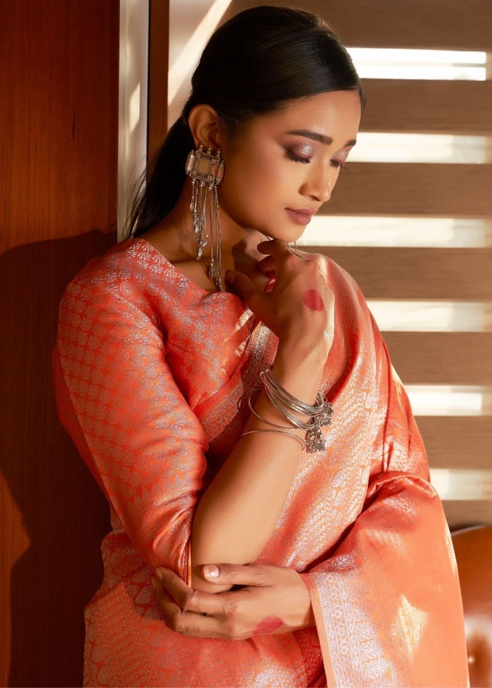 Blush Red Silver Zari work Kanjivaram Silk Saree - qivii