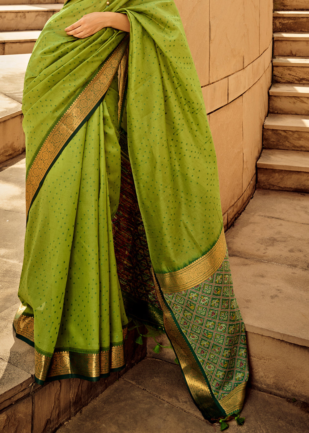Kelly Green Woven Patola Silk Saree - qivii