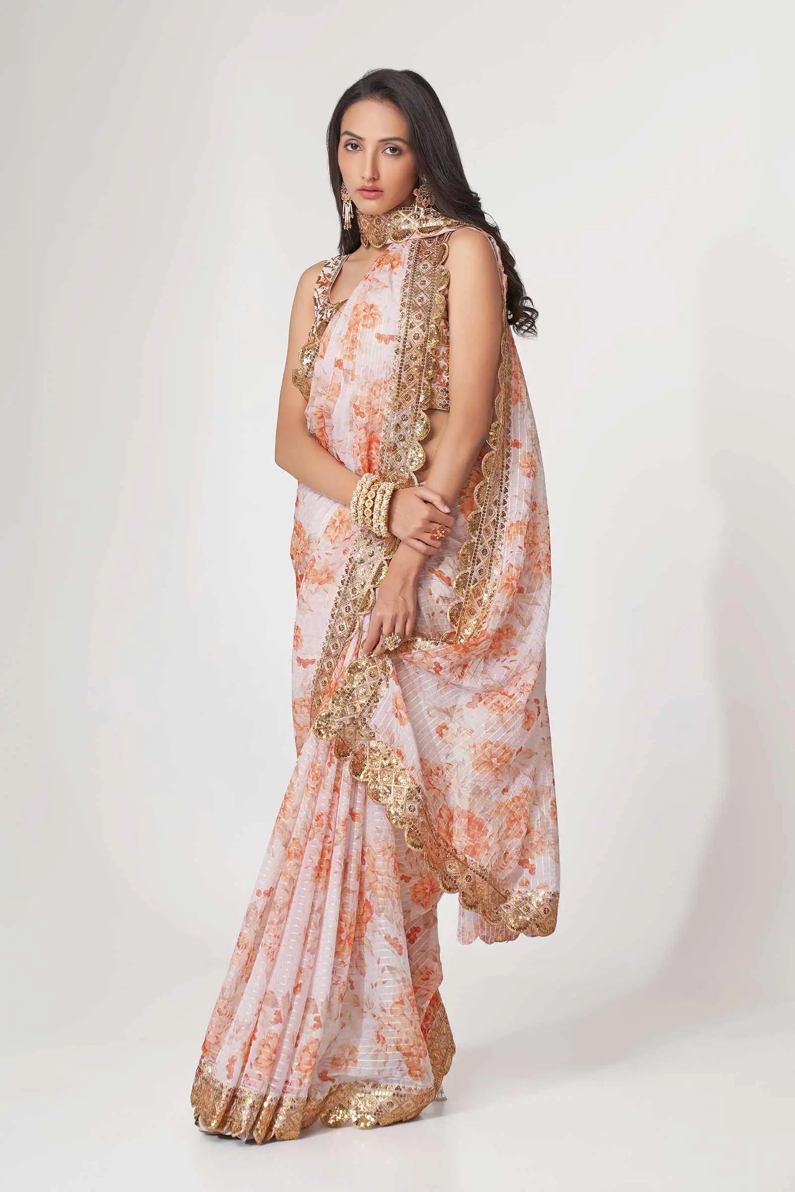 White Floral Print Organza Saree With Sequins Work - qivii