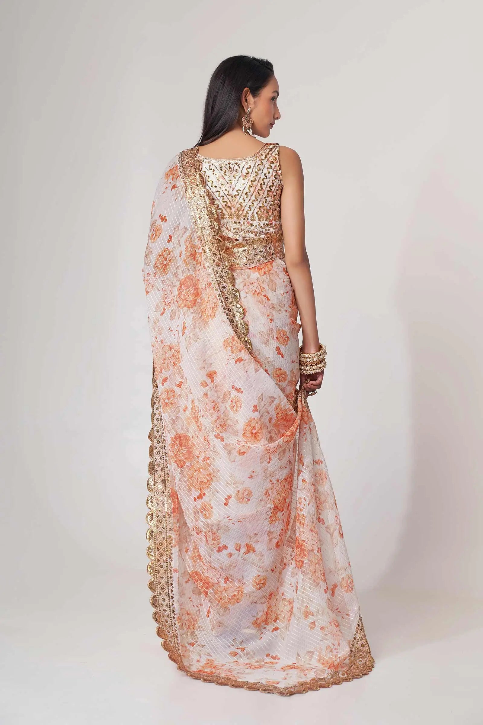 White Floral Print Organza Saree With Sequins Work - qivii
