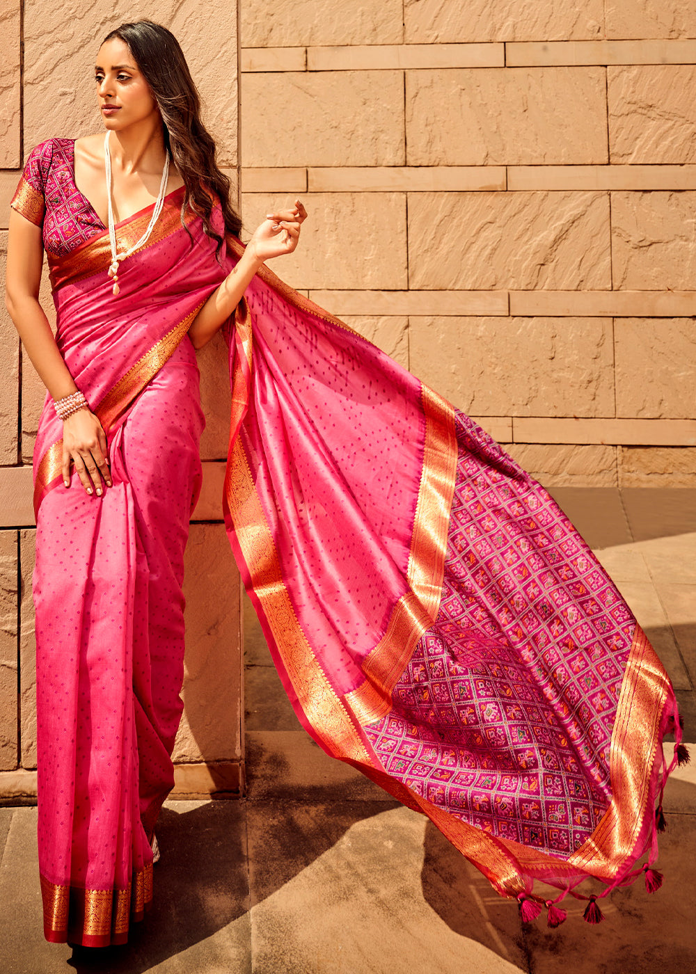 Hot Pink Woven Patola Silk Saree - qivii