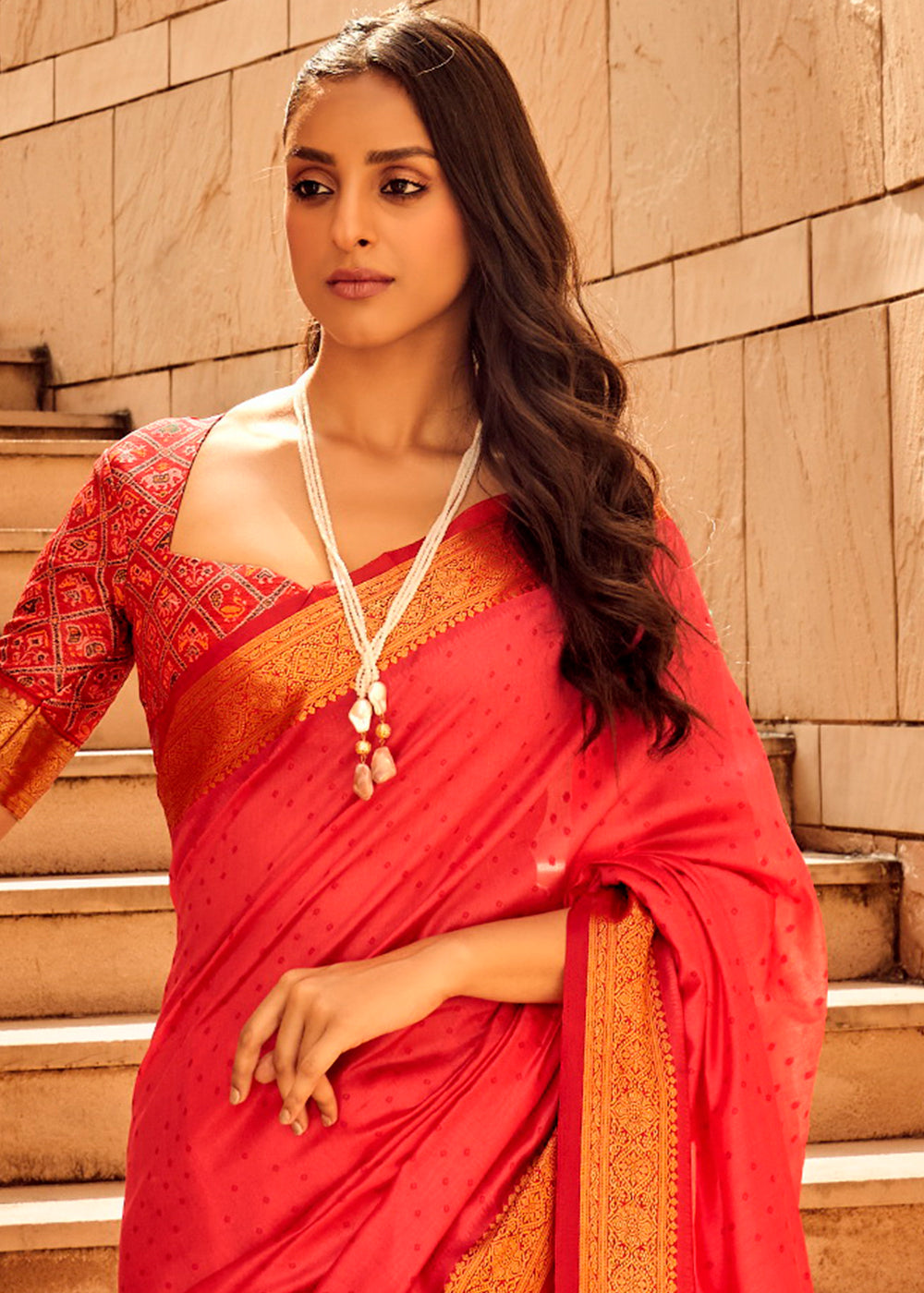 Pinkish Red Woven Patola Silk Saree - qivii