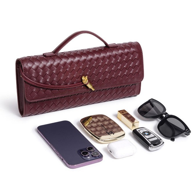 Women's Celestial Baguette Clutch - Kiss-Lock Woven Minaudière with Chain Strap