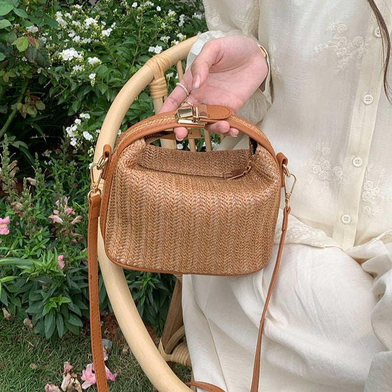 Women's Raffia Convertible Bowler — Summer Arc-Shoulder Bag with Artisan Woven Detailing