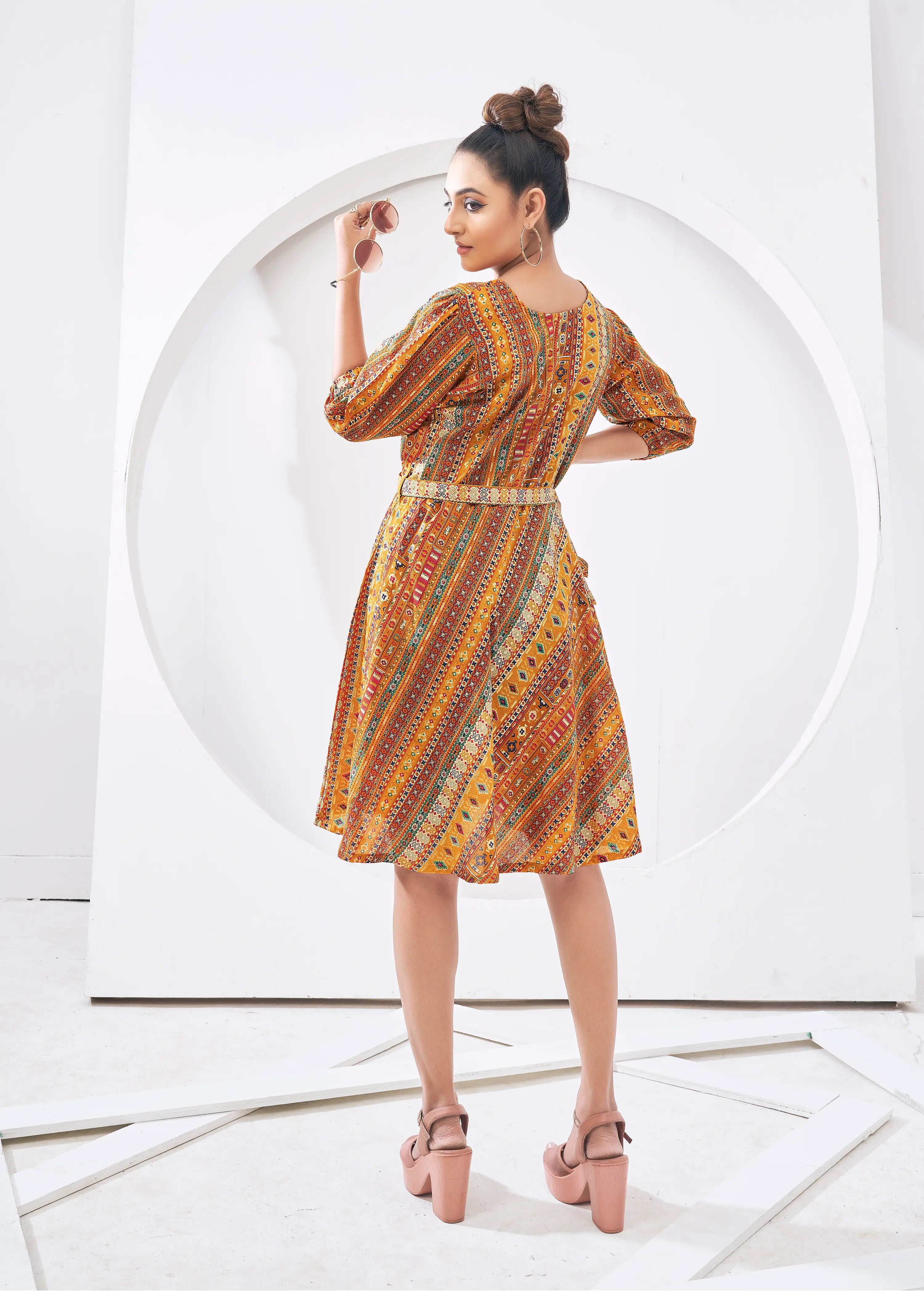 Yellowish Orange Round Neck Kurta - qivii
