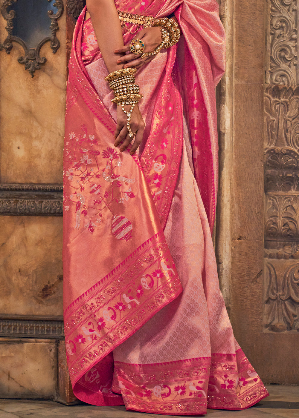 Shades Of Pink Jacquard Woven Banarasi Silk Saree with Stone Work - qivii