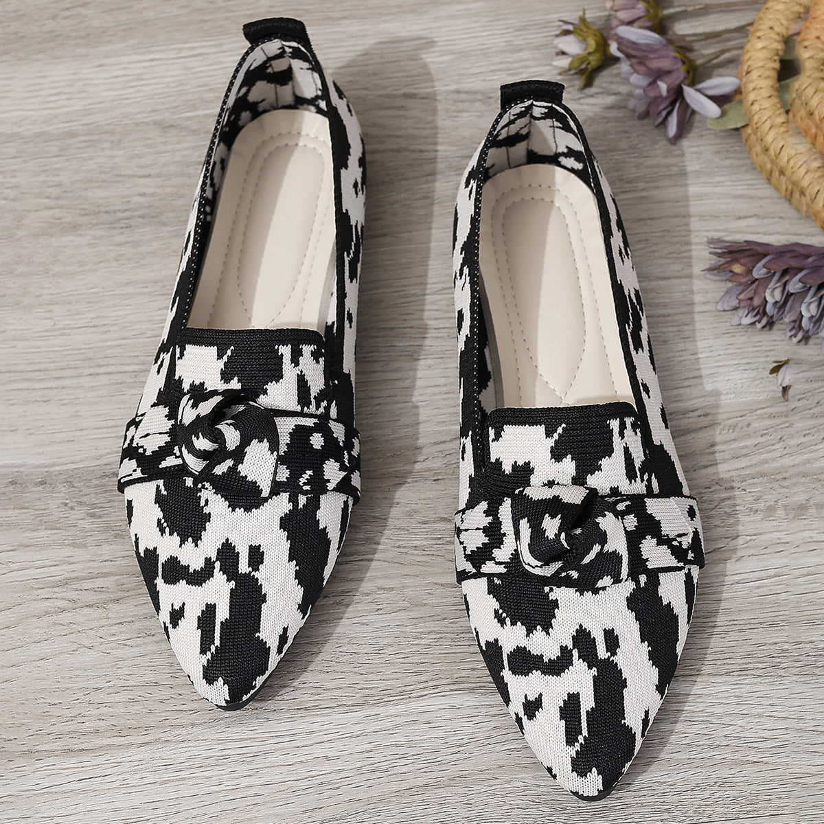 Women's Plus Size Fashion Flyknit Slip-On Pointed-Toe Casual Flats