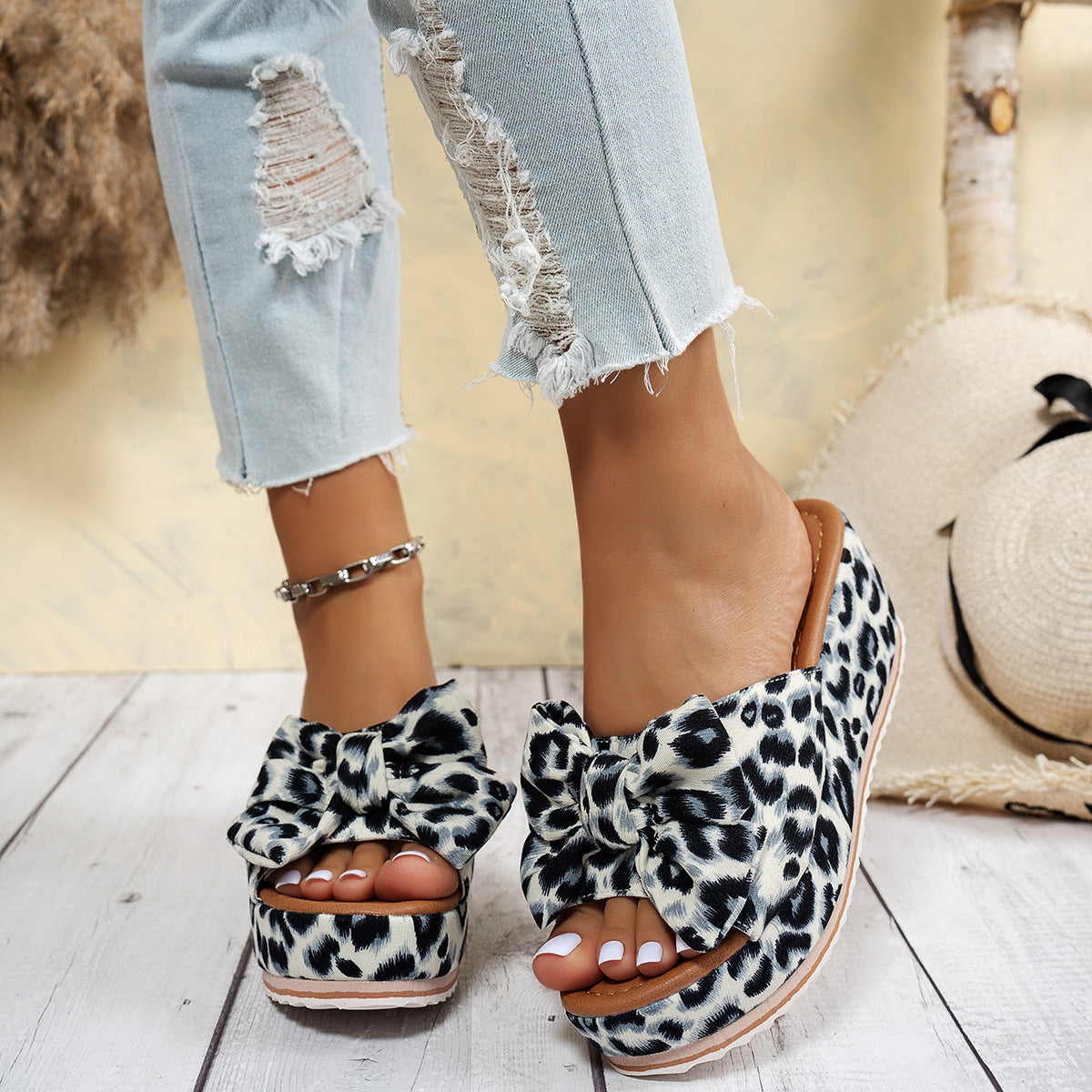 Women’s Sorelle Leopard Print Bow Platform Wedge Slides – Stable Chunky Heel Casual Summer Sandals (US 5–10)