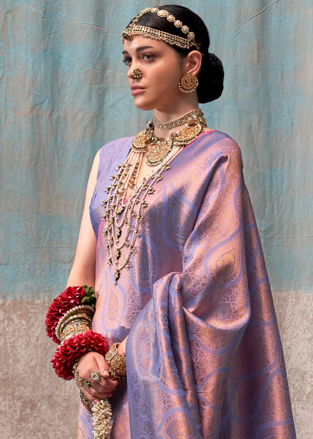 Iris Purple Two Tone Kanjivaram Silk Saree Embellished with Intricate Gold Zari work - qivii