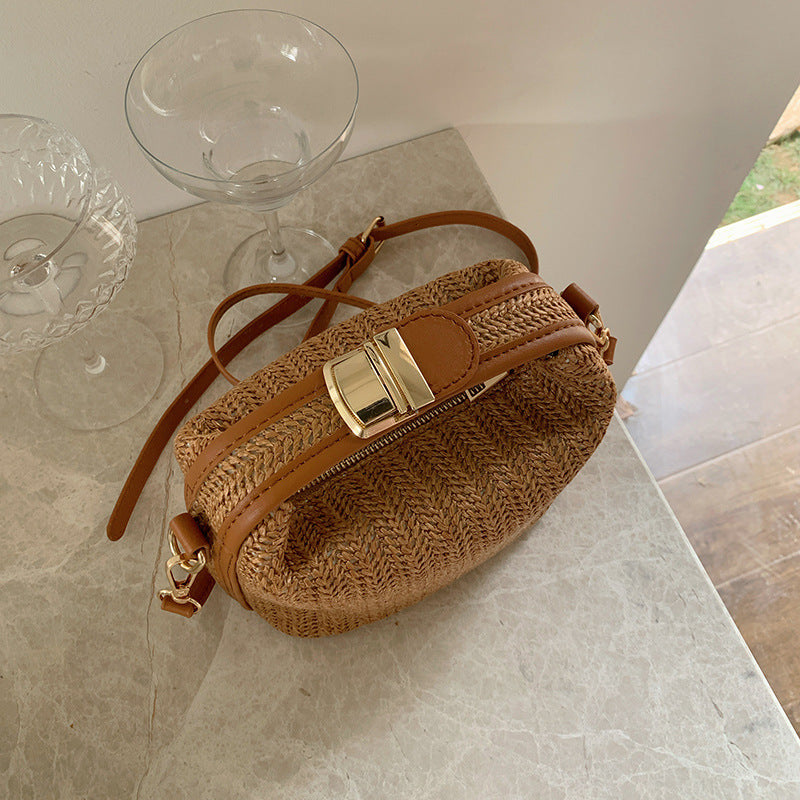 Women's Raffia Convertible Bowler — Summer Arc-Shoulder Bag with Artisan Woven Detailing