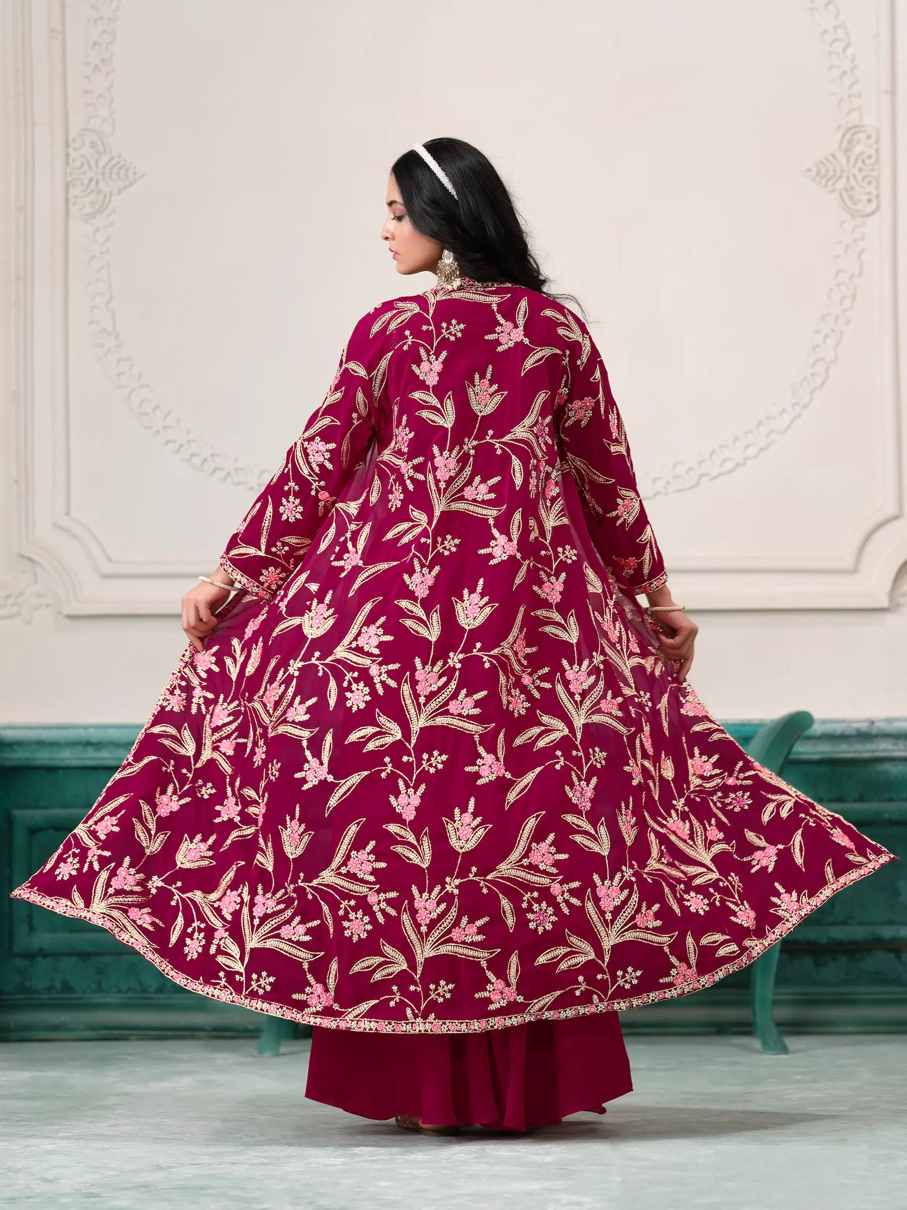 Pink Georgette Indo Western Set With Thread & Sequins Embroidery Work - qivii