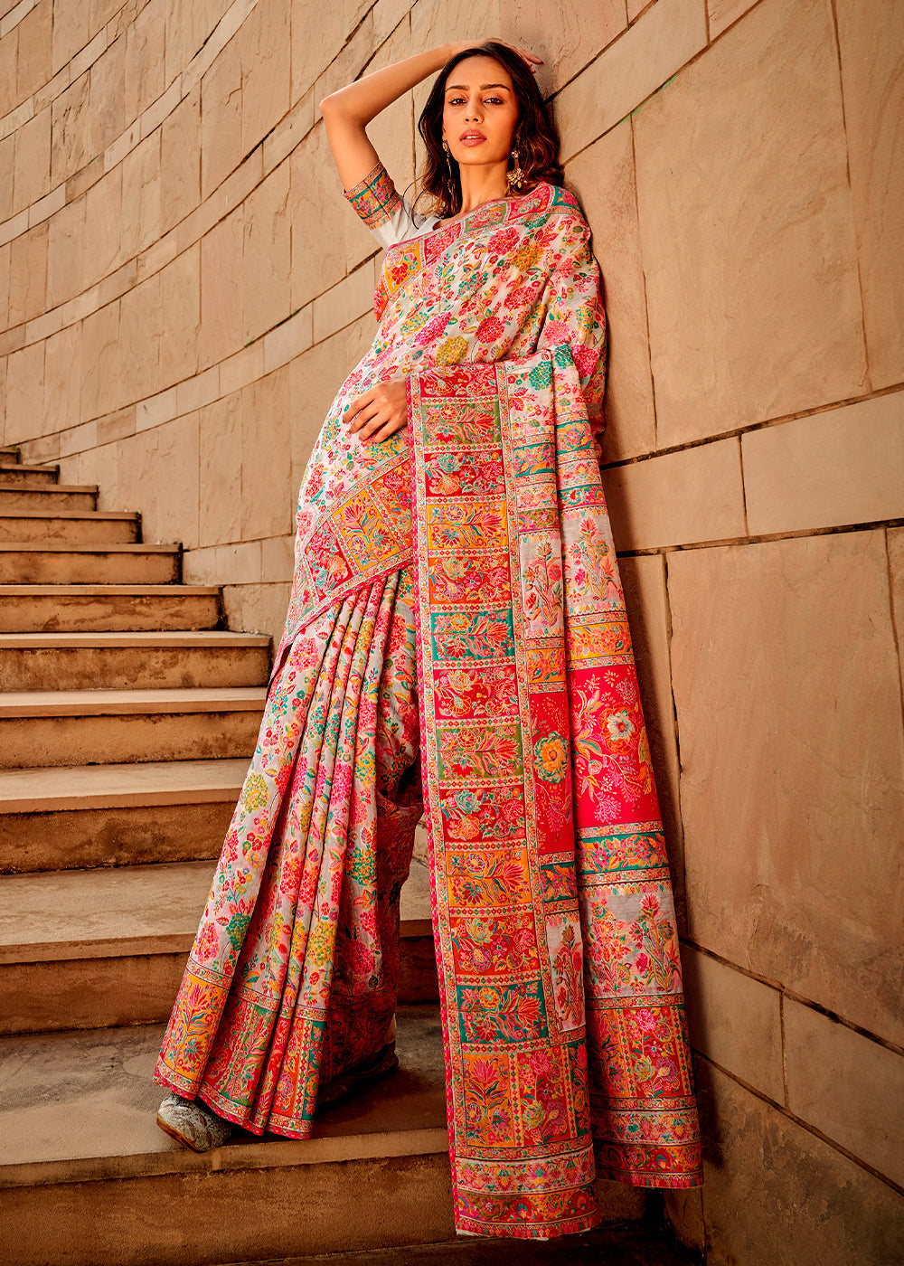 Daisy White Woven Kashmiri Jamawar Silk Saree - qivii