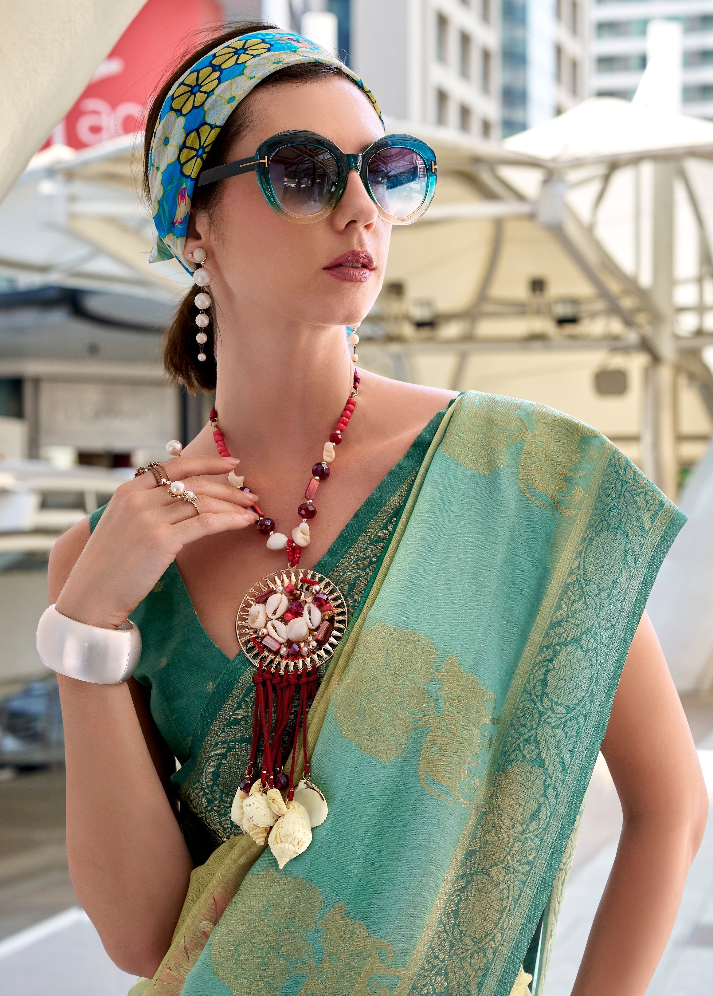 Green Pure Handloom Mashoorm silk with Exclusive Print Saree - qivii