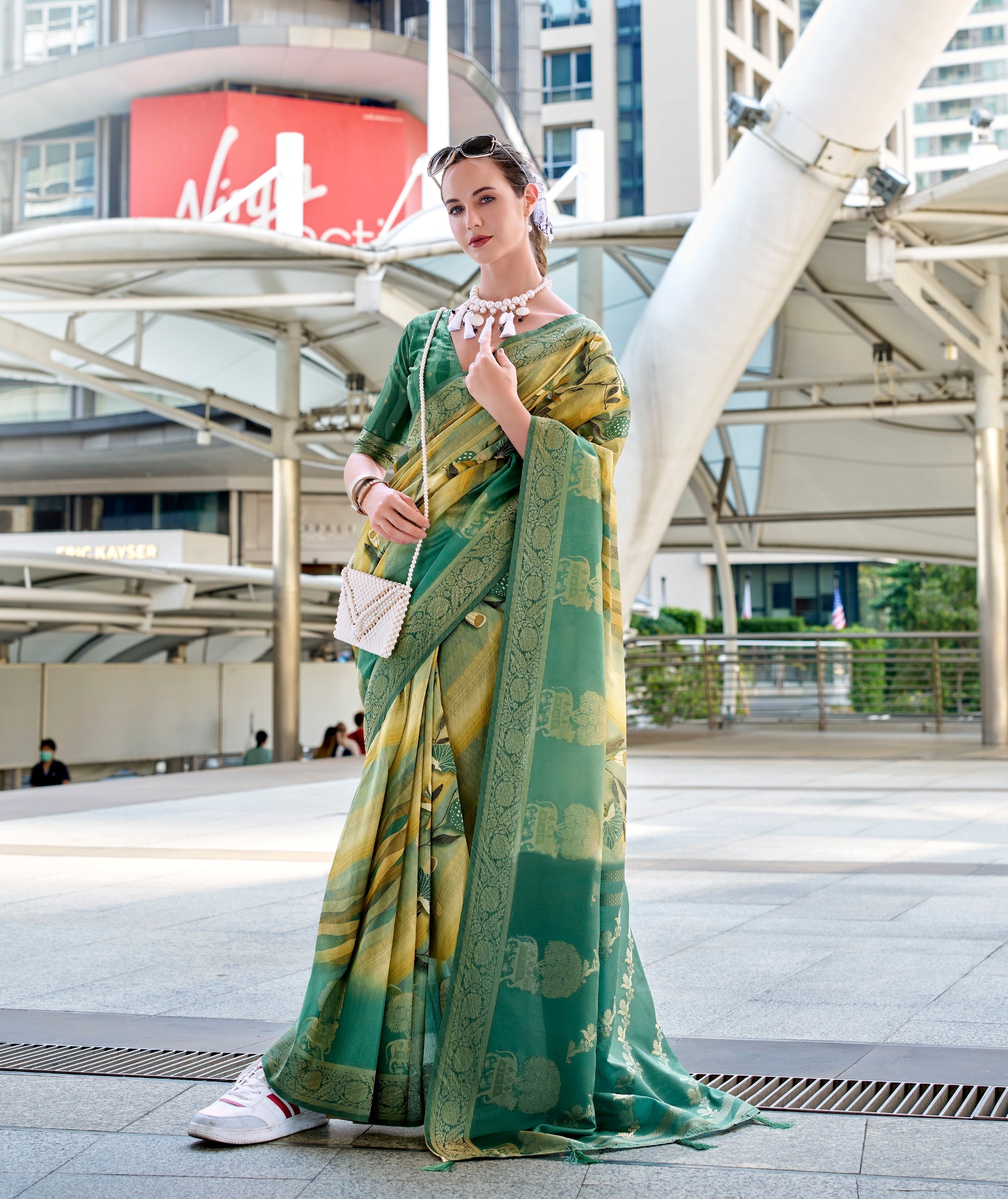 Green Pure Handloom Mashoorm silk with Exclusive Print Saree - qivii