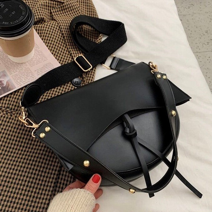 Lune | Crossbody Bag - By Qivii