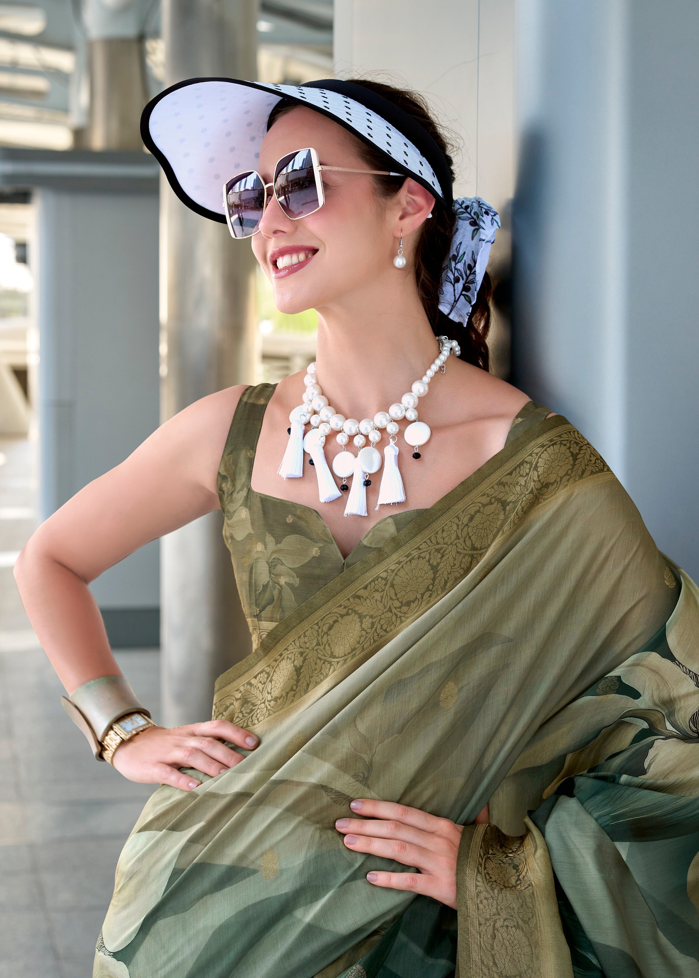 Green Pure Handloom Mashoorm silk with Exclusive Print Saree - qivii