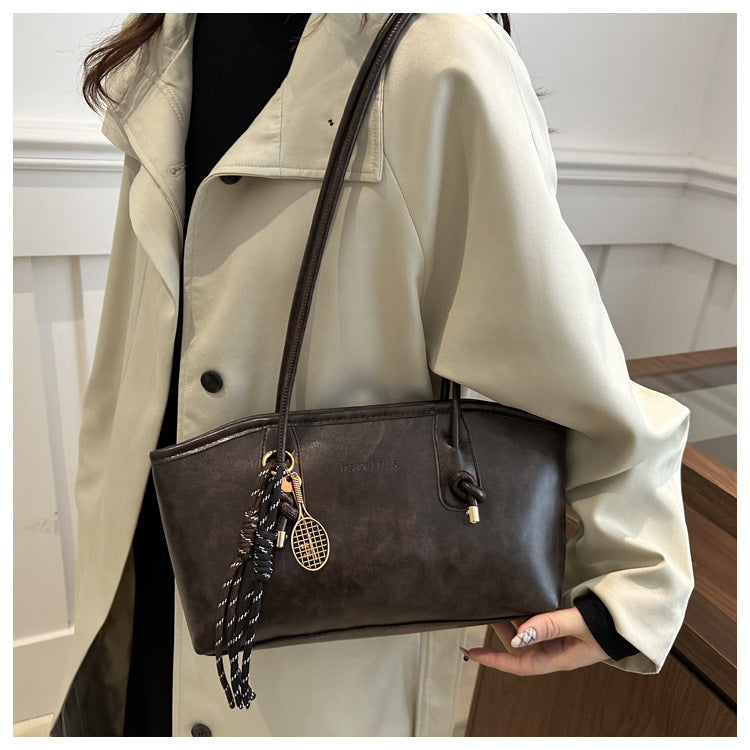 Women's Vintage-Chic Oversized Tote - Commuter-Ready Shoulder Bag w/ Detachable Accent Charms, Grain-Textured Vegan Leather