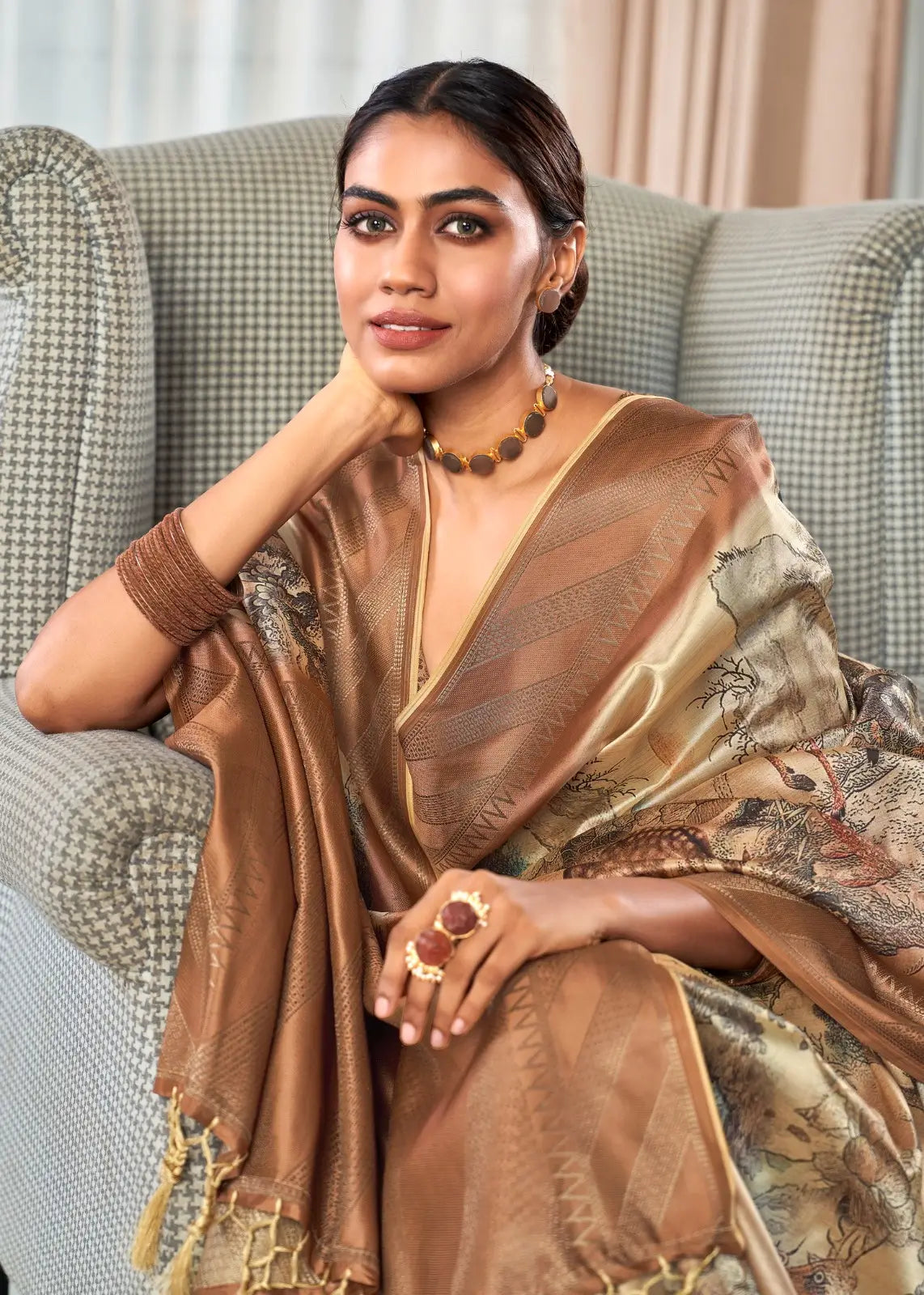 Vanilla Cream Handloom Silk Saree With Digital Print With Broad Zari Border - qivii