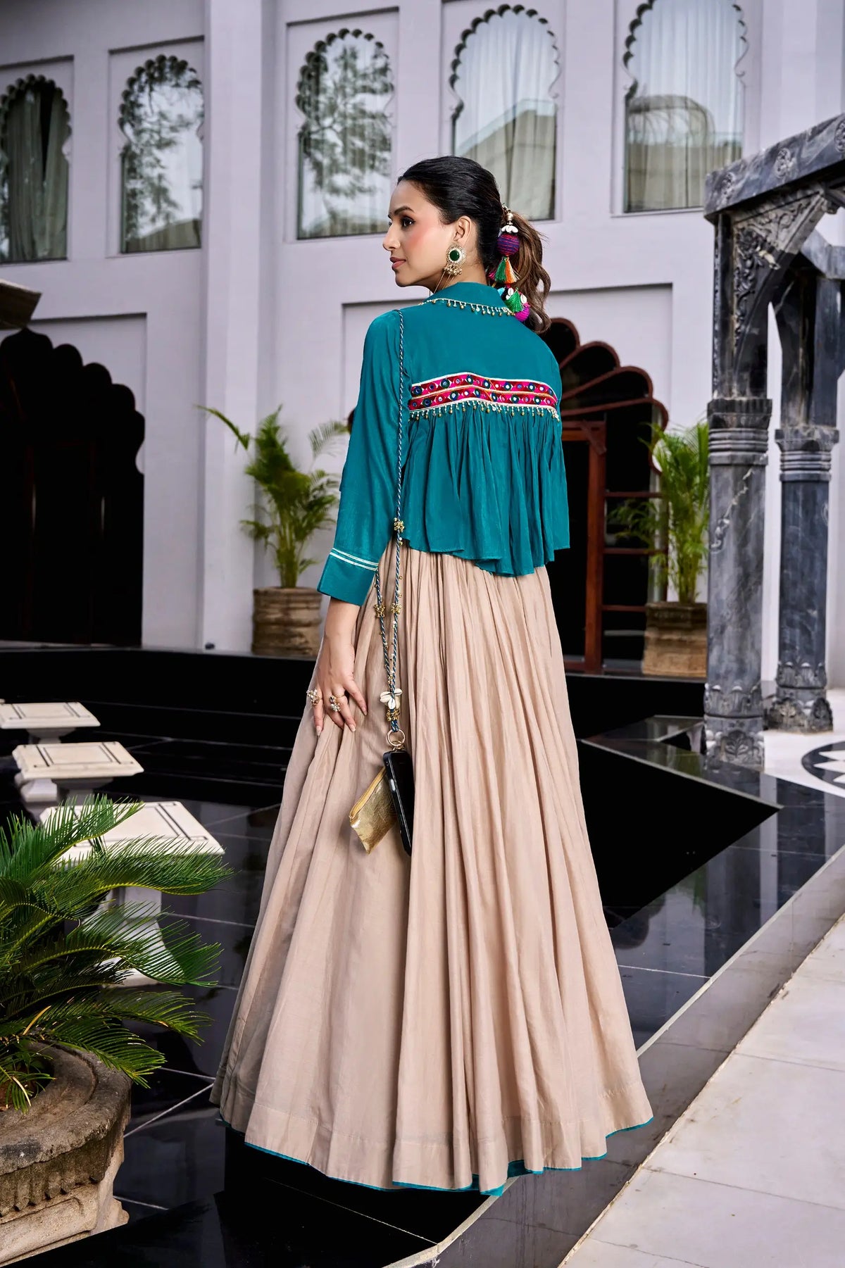 8 Meter Flair | Beige Cotton Garba Chaniya Choli With Teal Koti