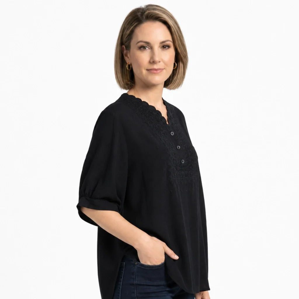 Lea Embroidered Blouse