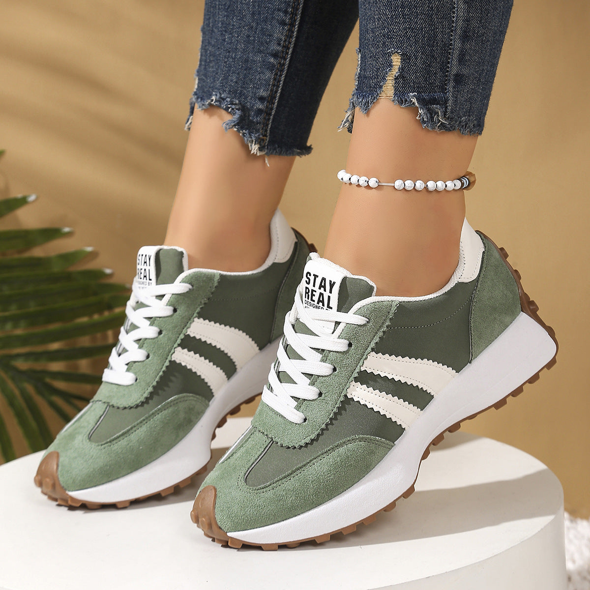 Women's Athena Curve Chunky Retro Runner Sneakers – Extended-Size Vintage Dad Walking Shoes with Sculpted Waist (US 5–11.5)
