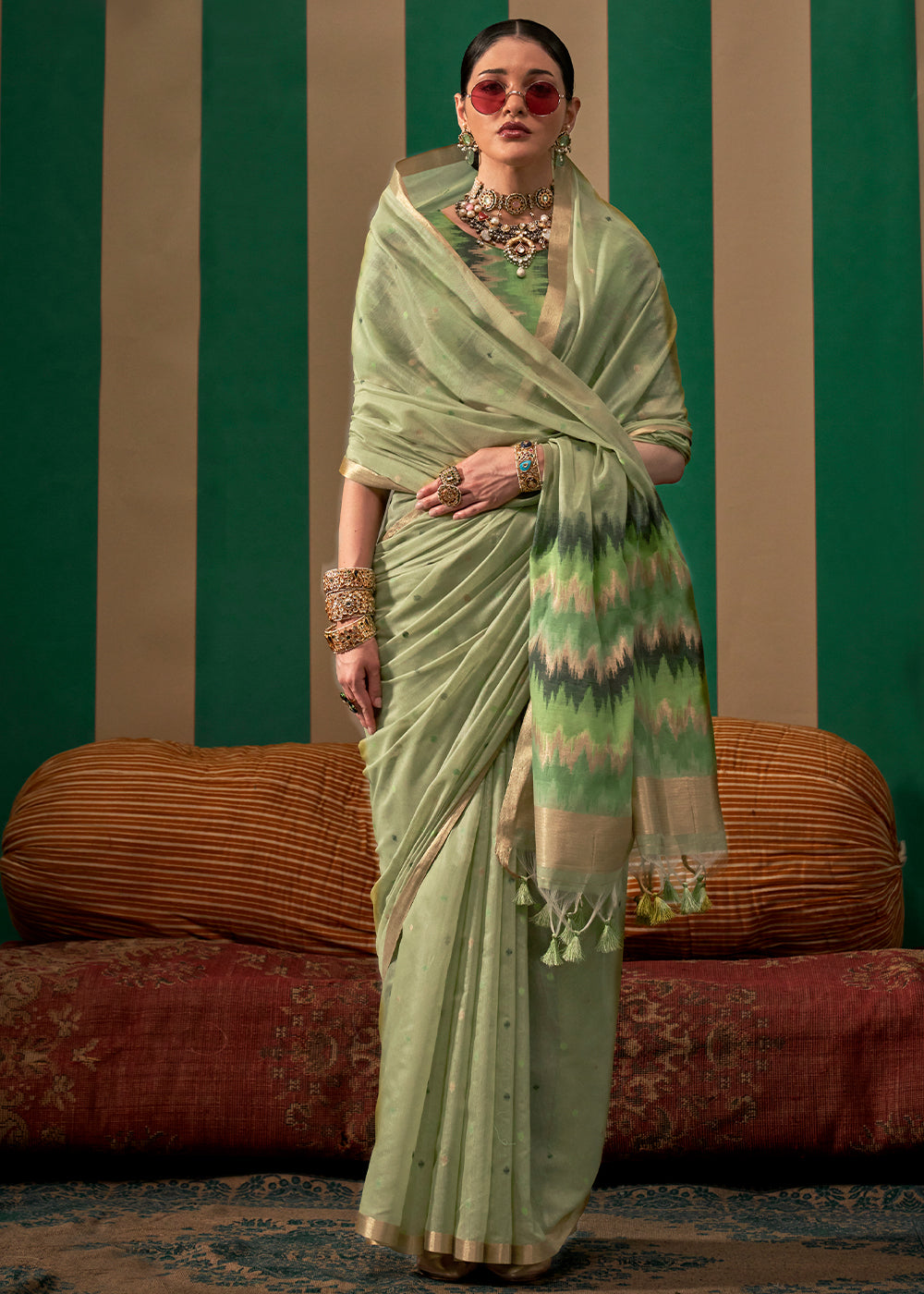 Pastel Green Handloom Woven Silk Saree - qivii