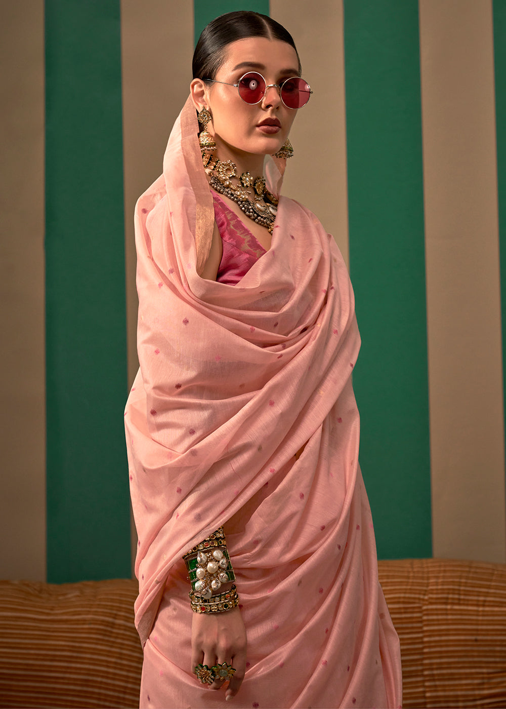 Light Pink Handloom Woven Silk Saree - qivii