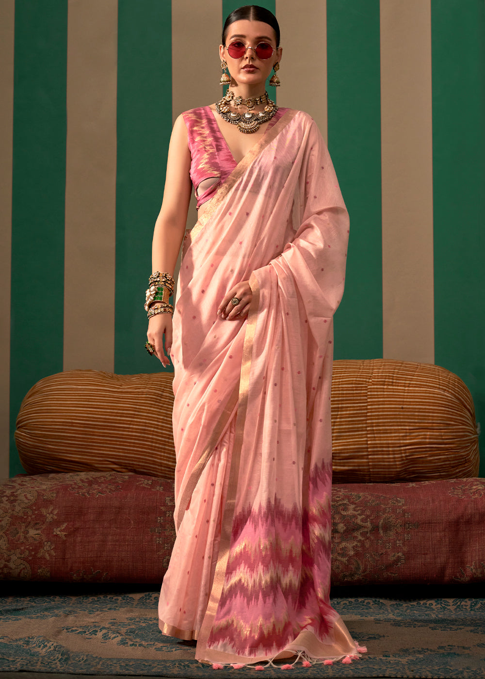 Light Pink Handloom Woven Silk Saree - qivii