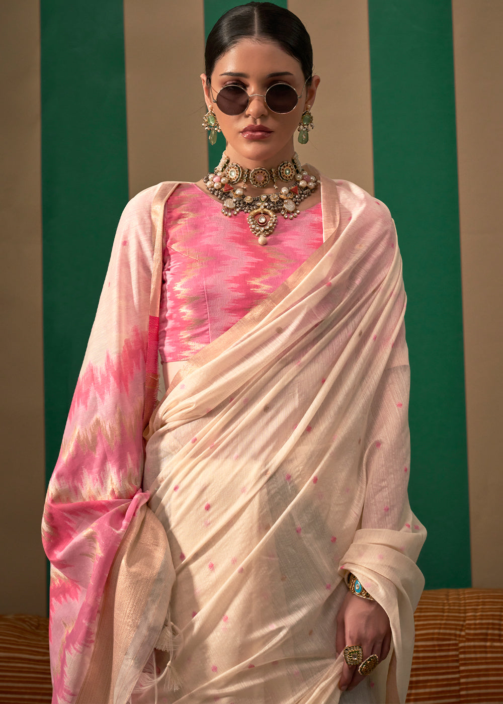 Soft Pink Handloom Woven Silk Saree - qivii
