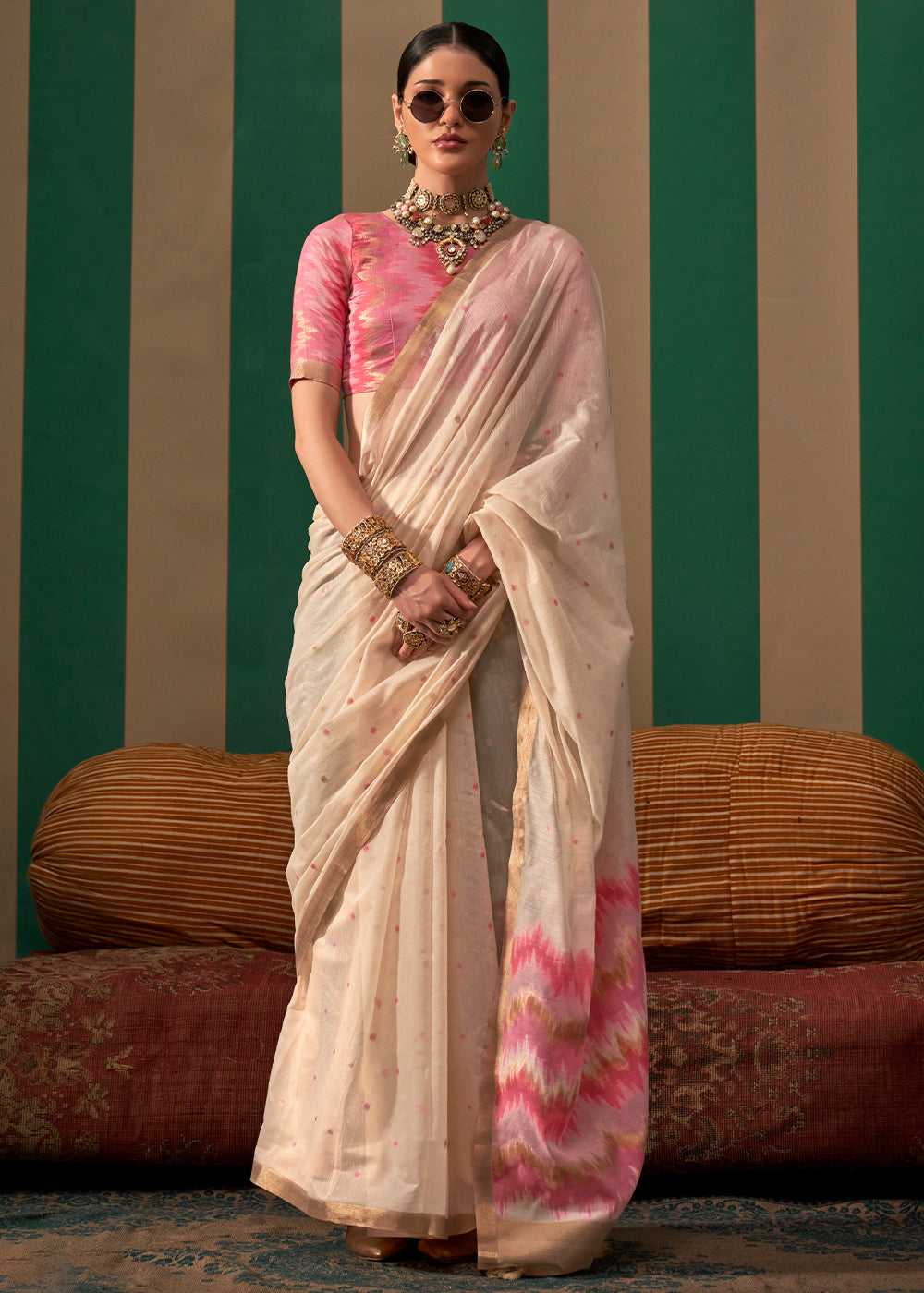Soft Pink Handloom Woven Silk Saree - qivii