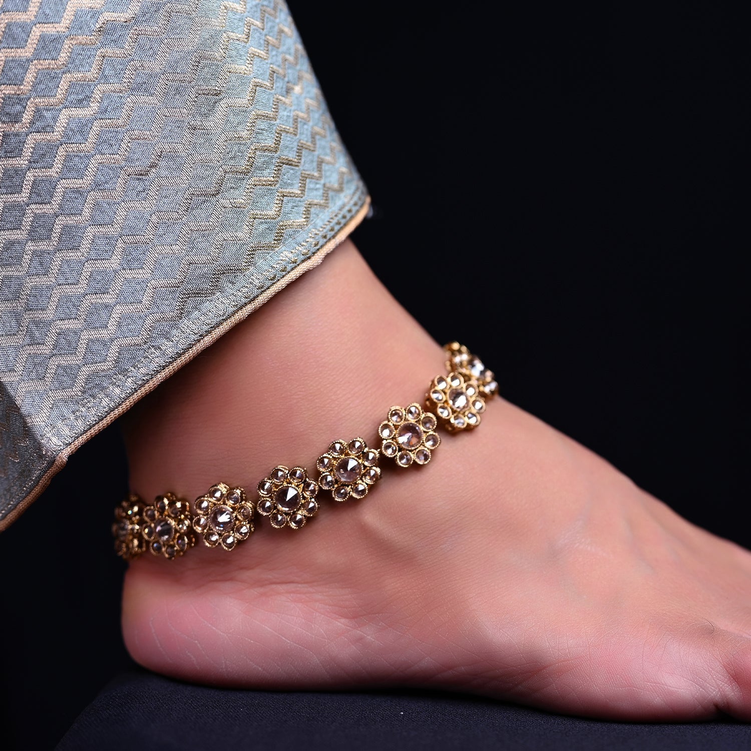 Umaa Copper Polki Floral Payal /Anklet - qivii