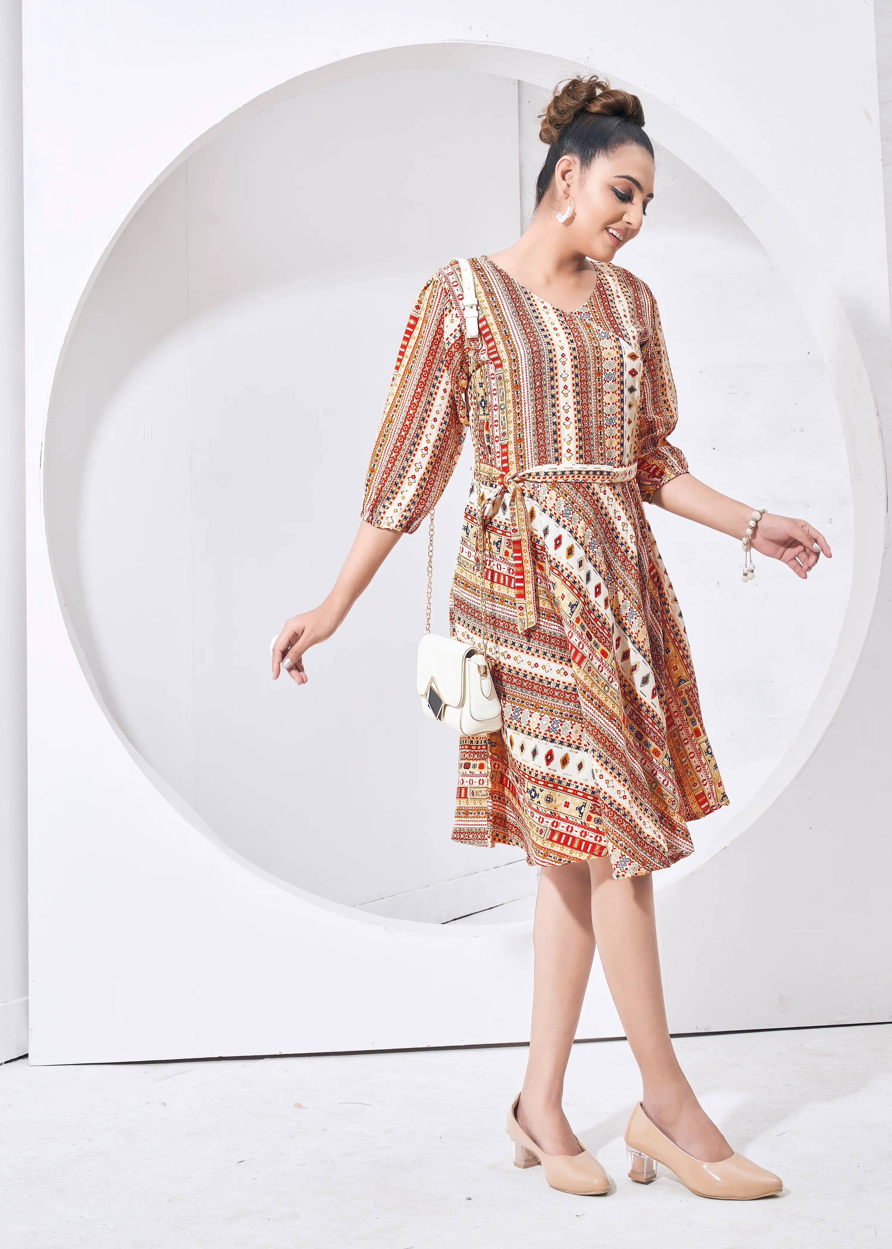 Reddish Orange Round Neck Kurta - qivii