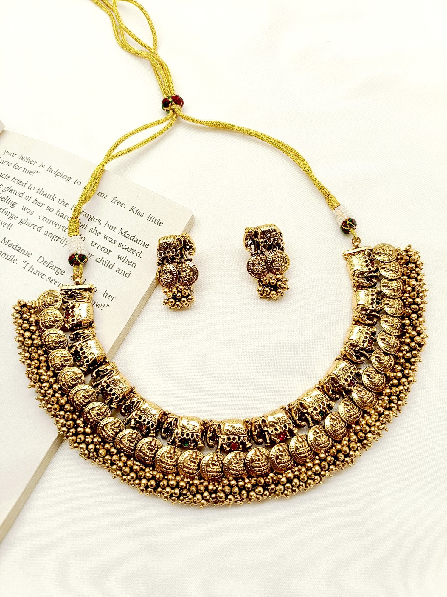 Janvi Plain Elephant Antique Temple Necklace Set - qivii