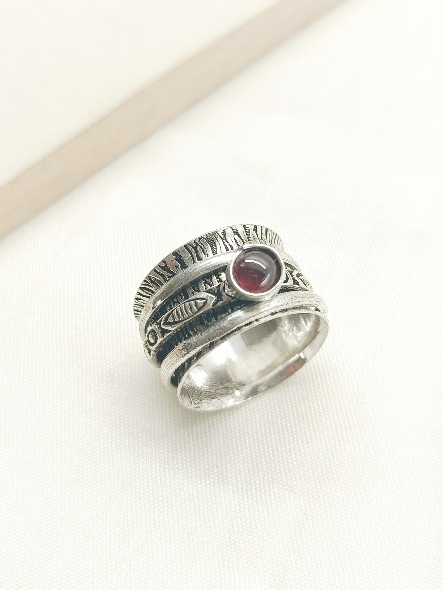 Kirat Maroon Oxidized Finger Ring - qivii