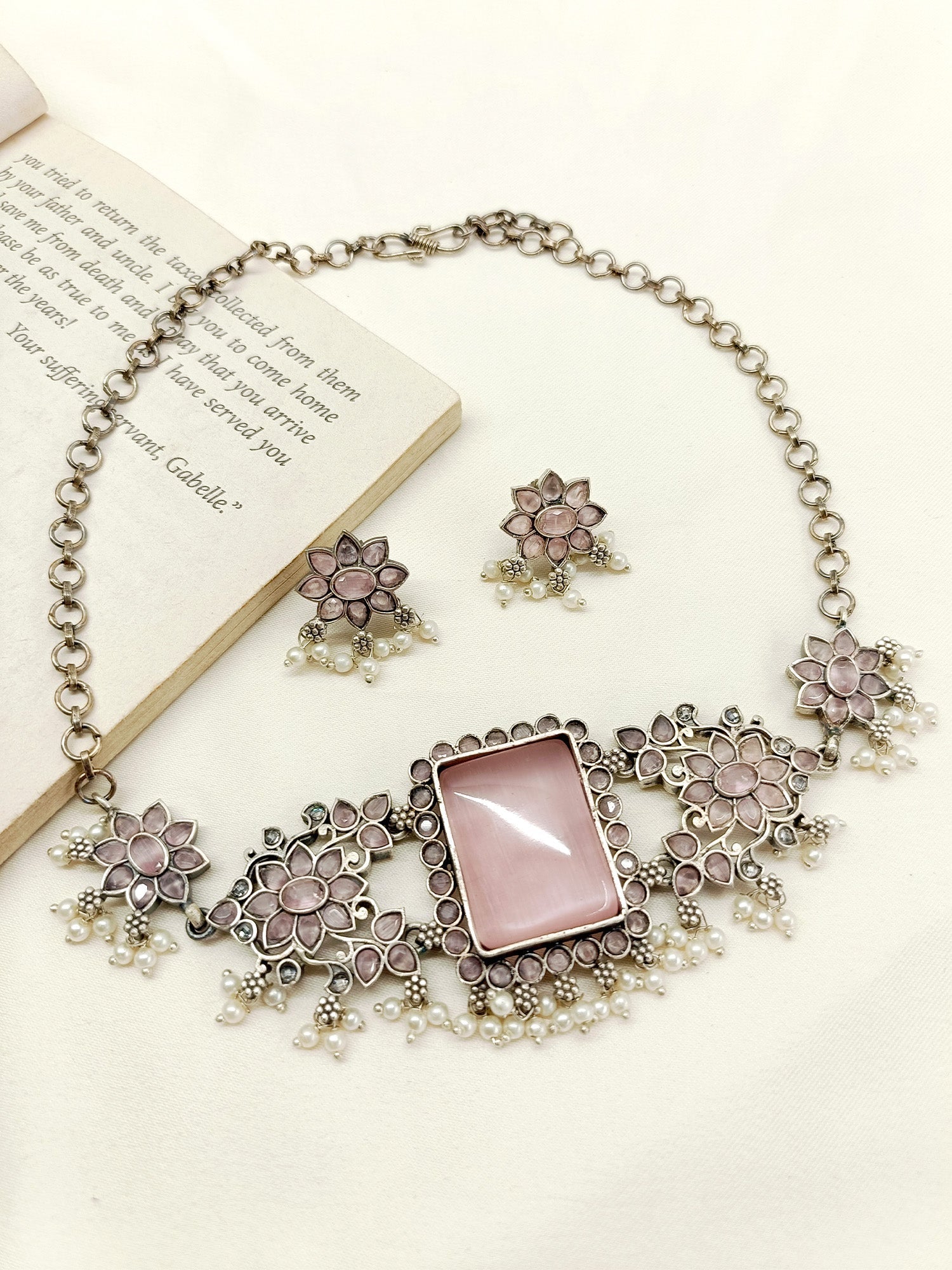 Venisha Baby Pink Oxidized Choker Set - qivii