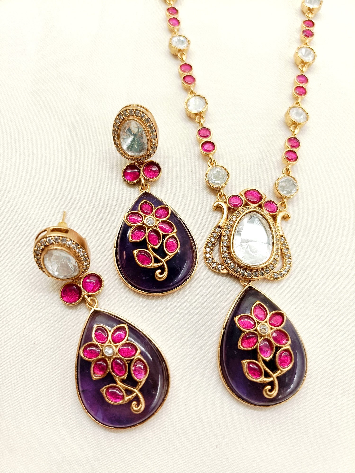 Seenu Maroon Boutique Necklace Set