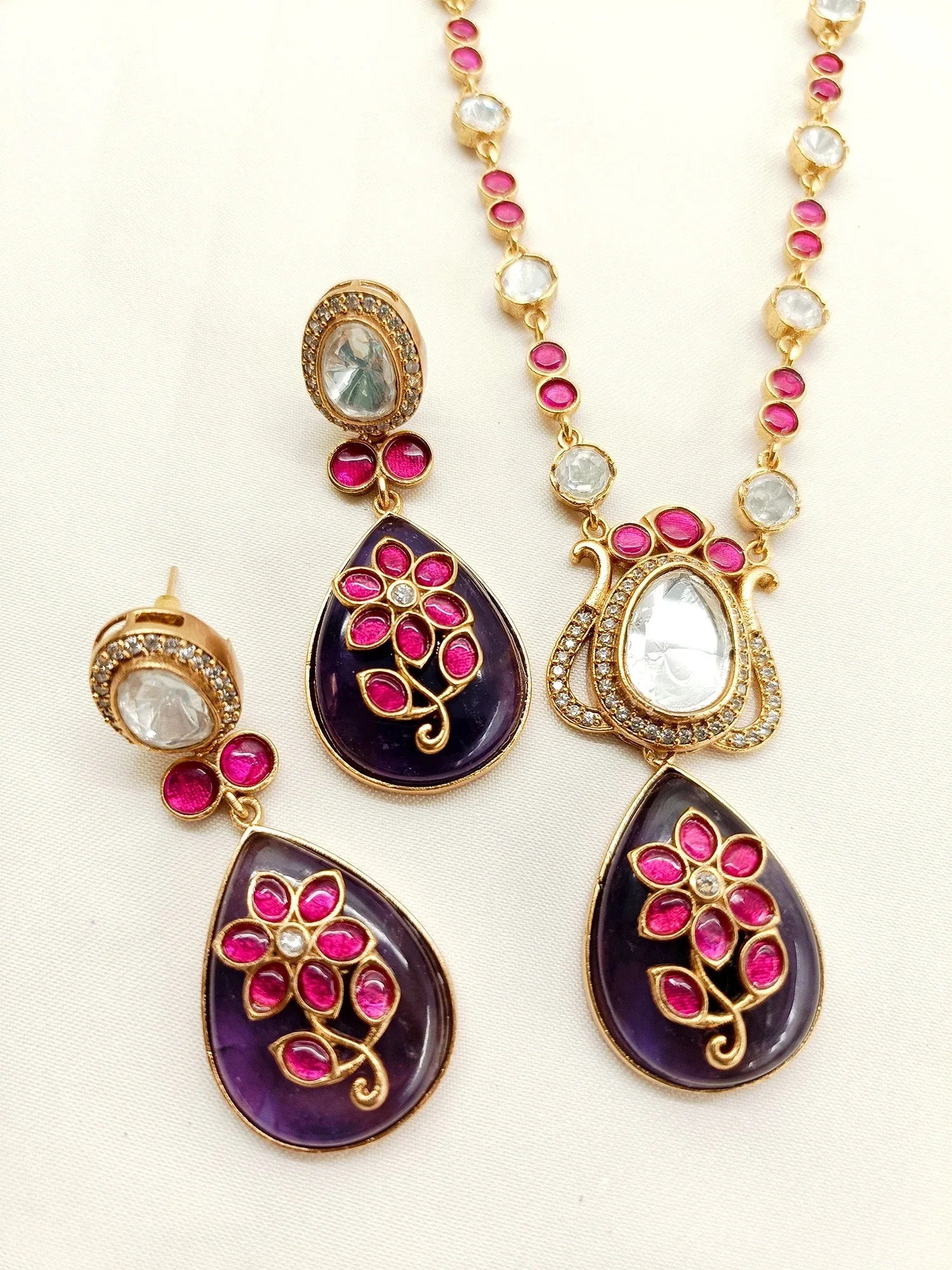 Seenu Maroon Boutique Necklace Set