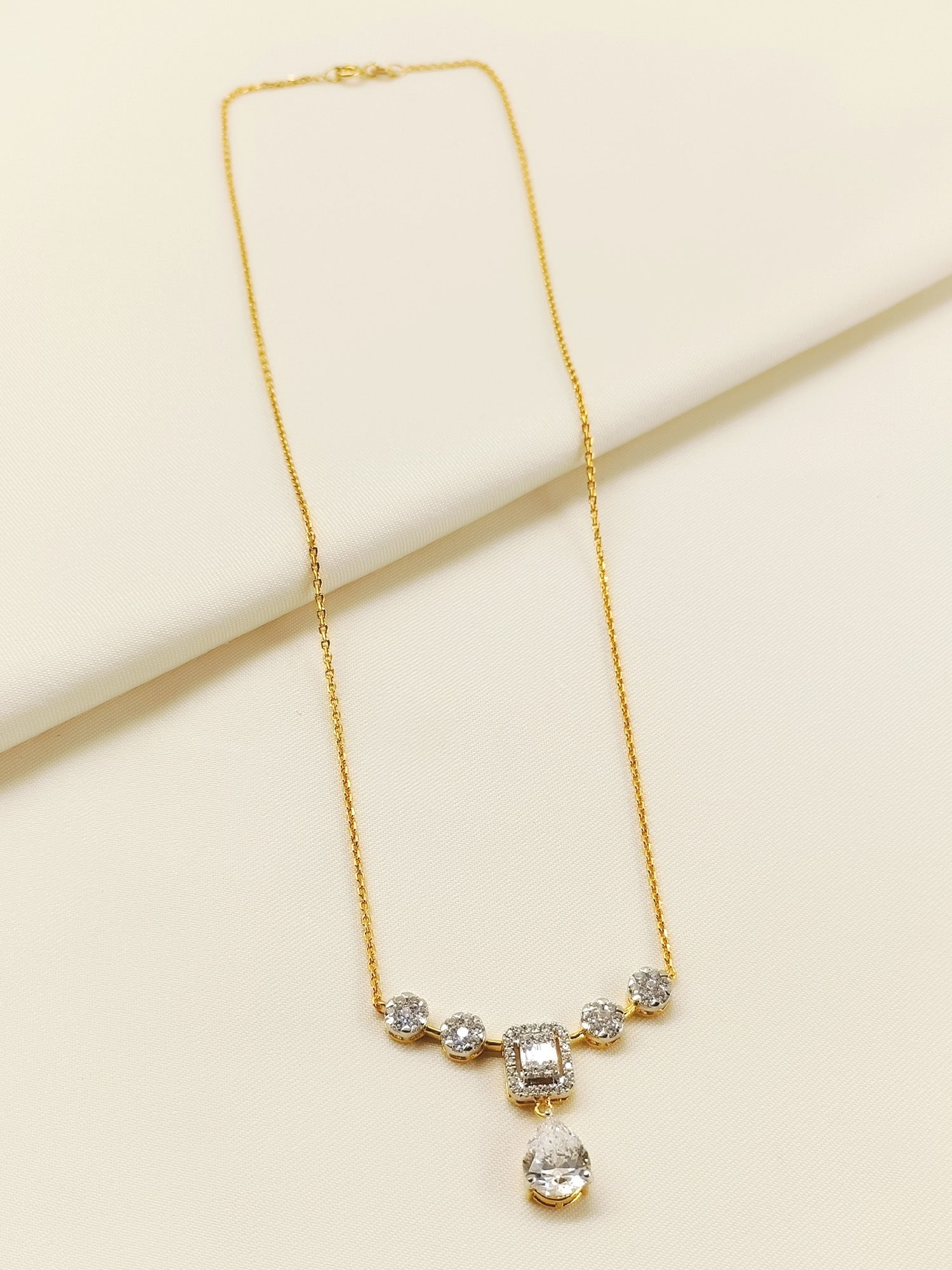 Adhira 92.5 Silver Swarovski Stone Pendal