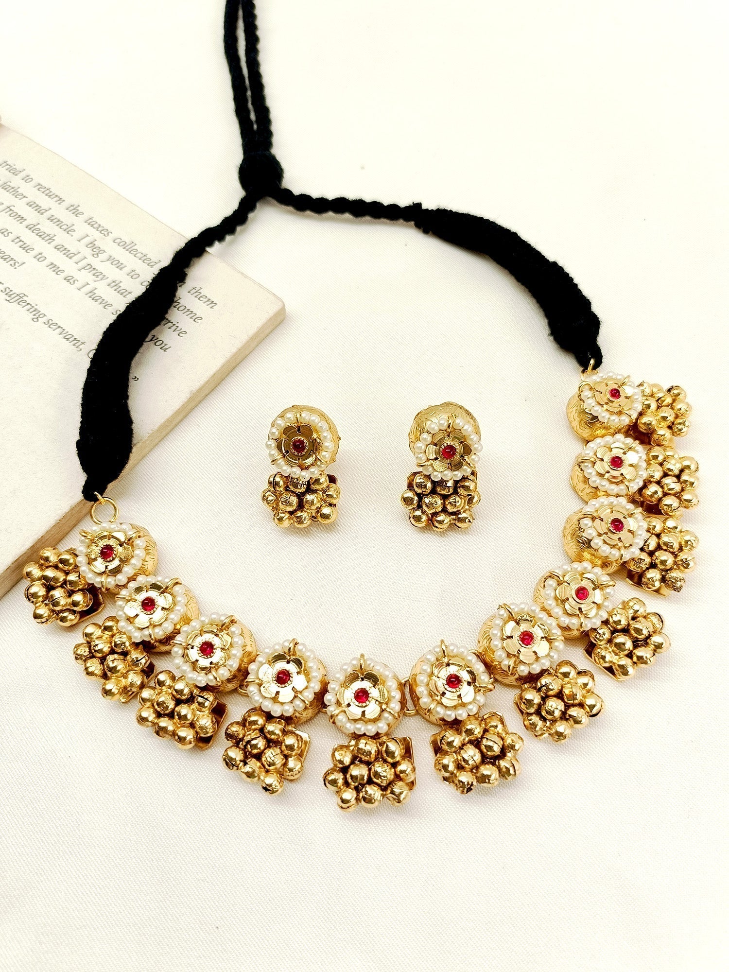 Zehra Maroon Oxidized Necklace Set - qivii